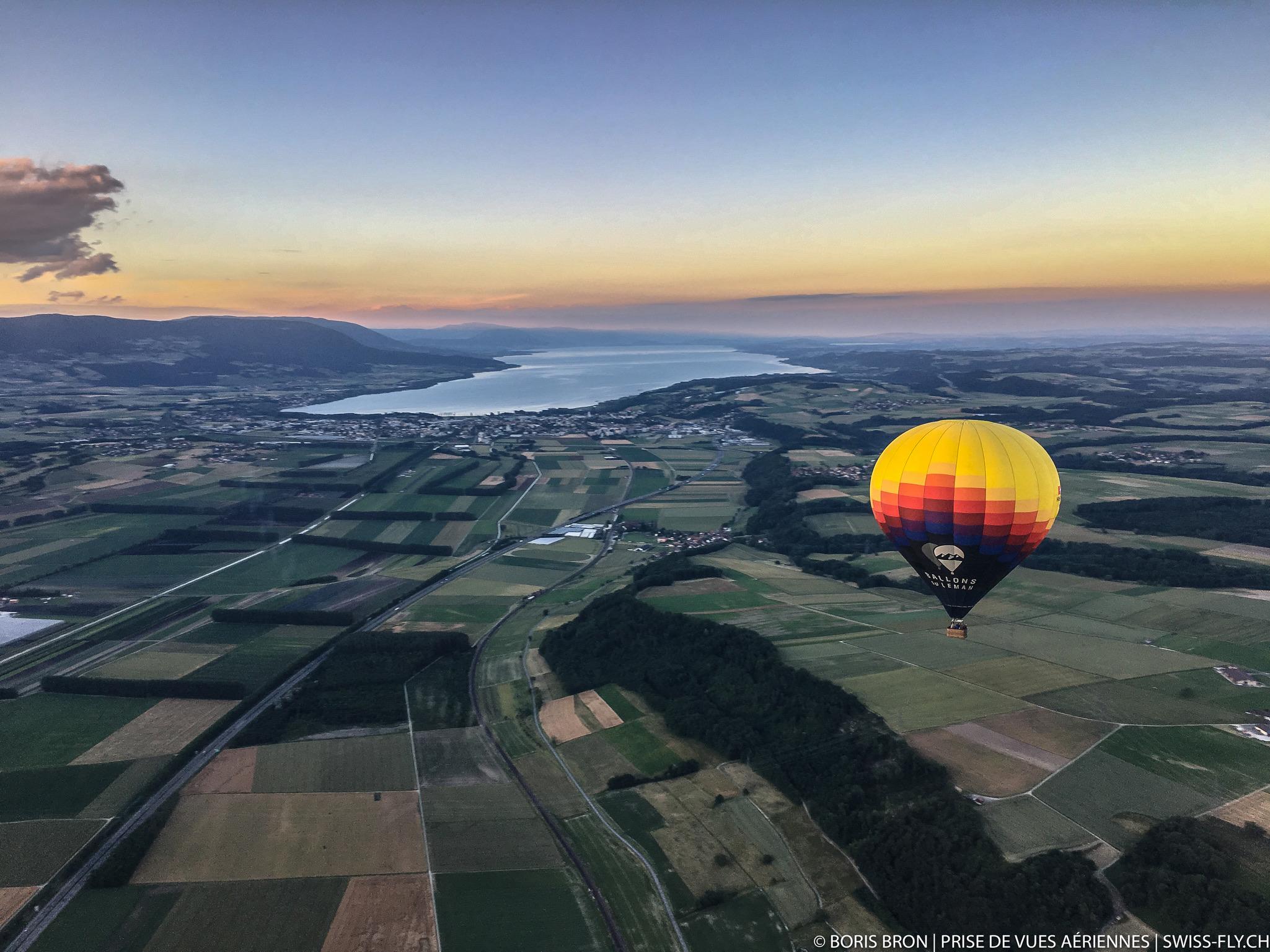 Hot Air Balloon Fondue Experience over Lausanne