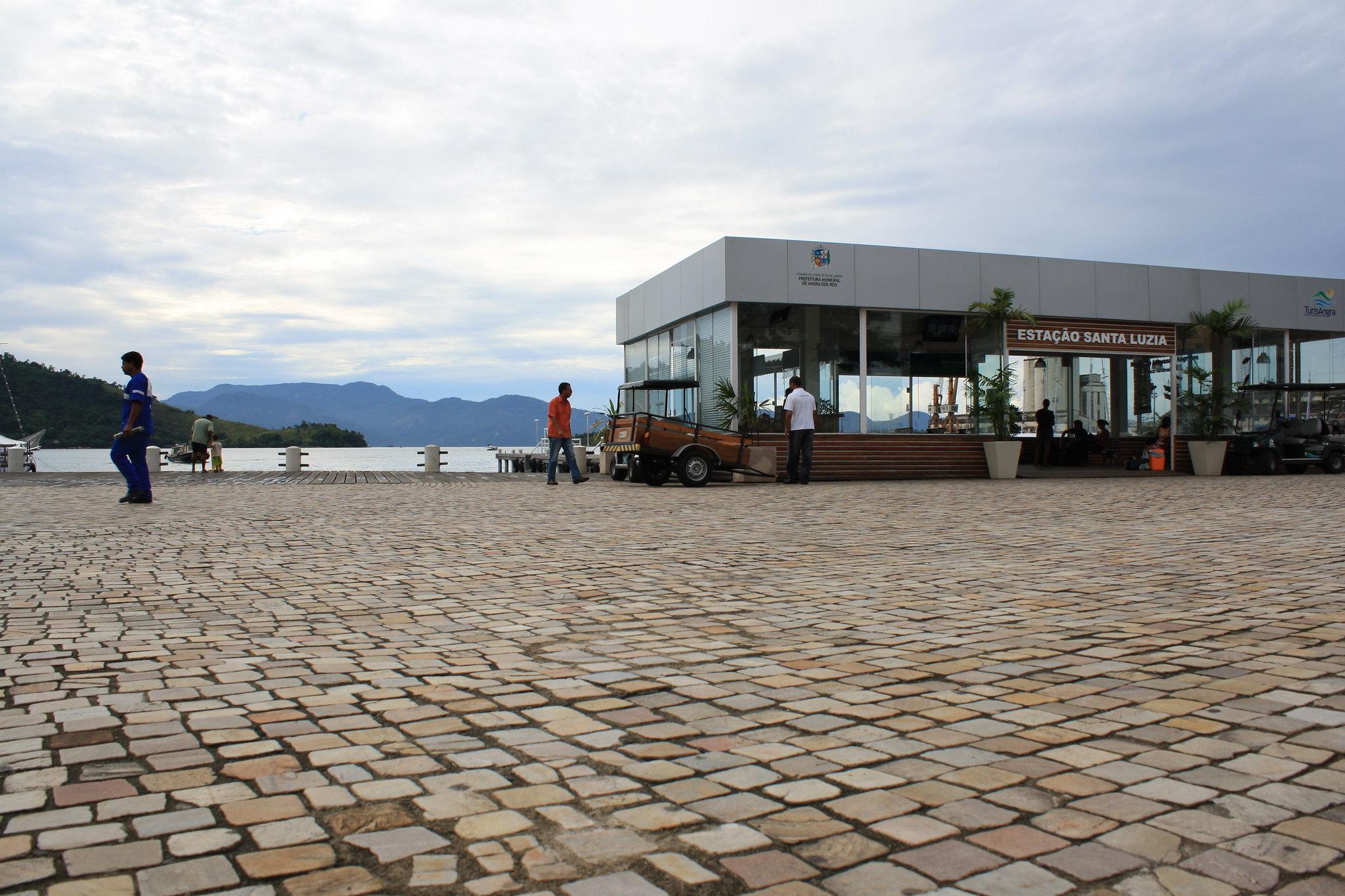 Angra dos Reis Islands Speedboat Cruise from Rio