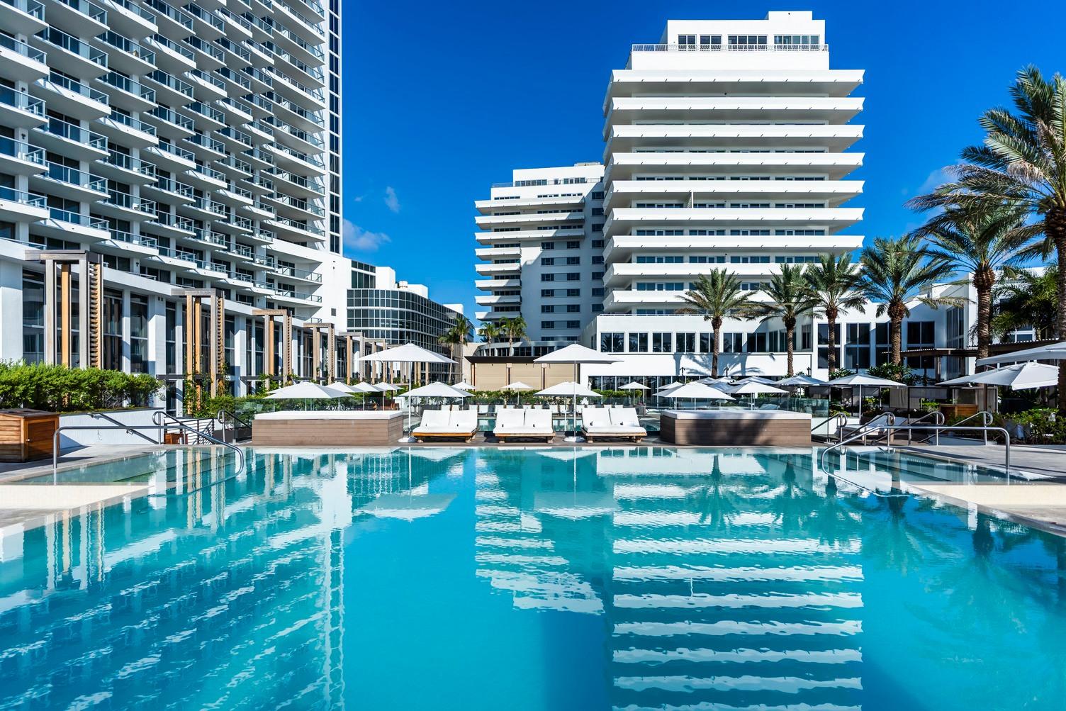 Eden Roc Miami Beach: Pool Day Pass