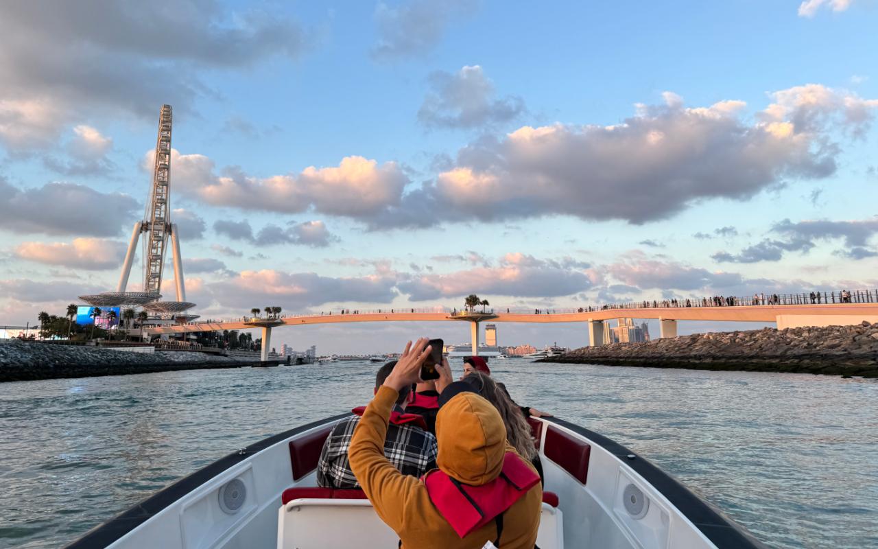 Dubai Marina Luxury Speedboat Tour