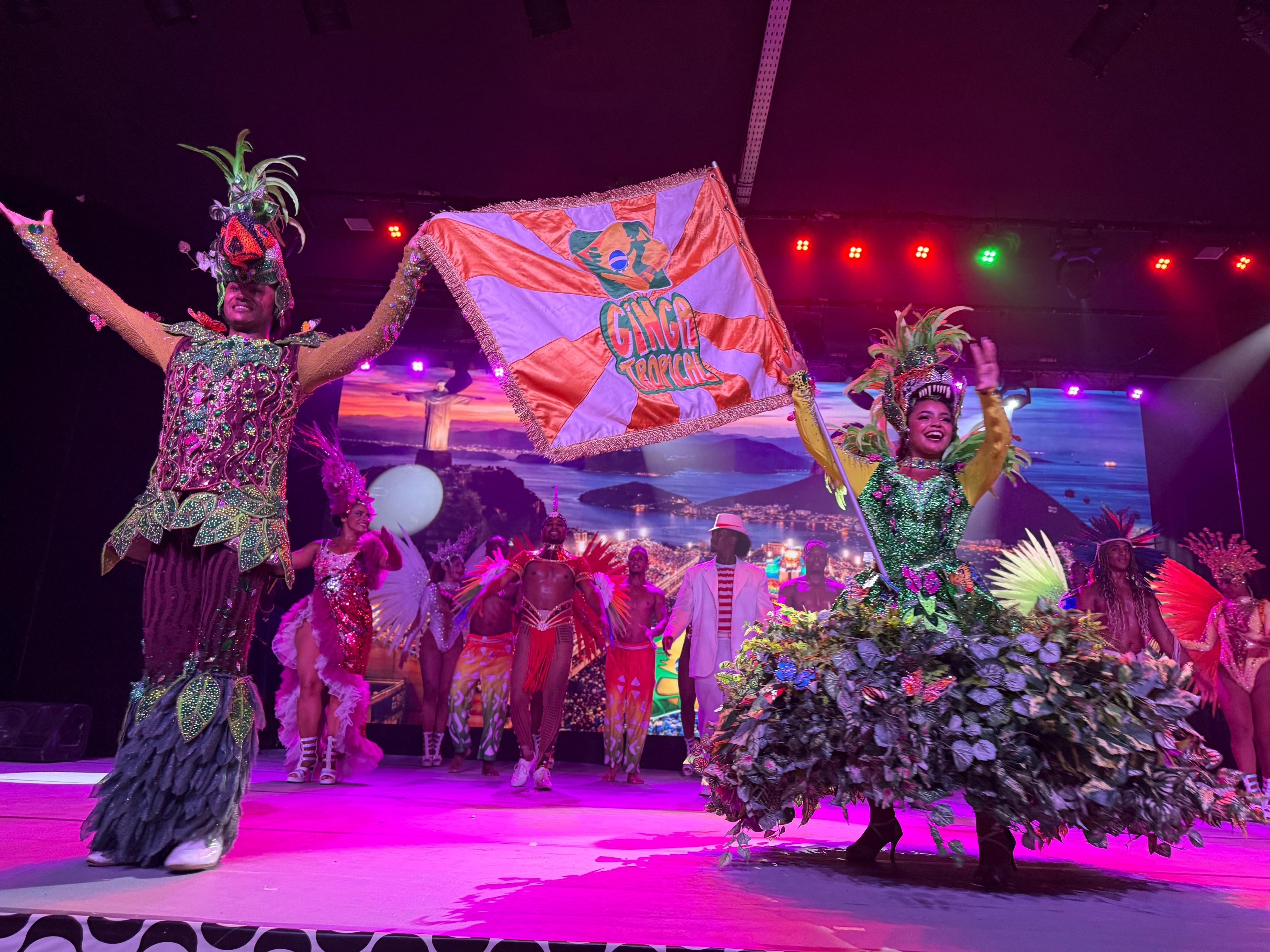 Ginga Tropical: Samba & Brazilian Folklore Show in Rio