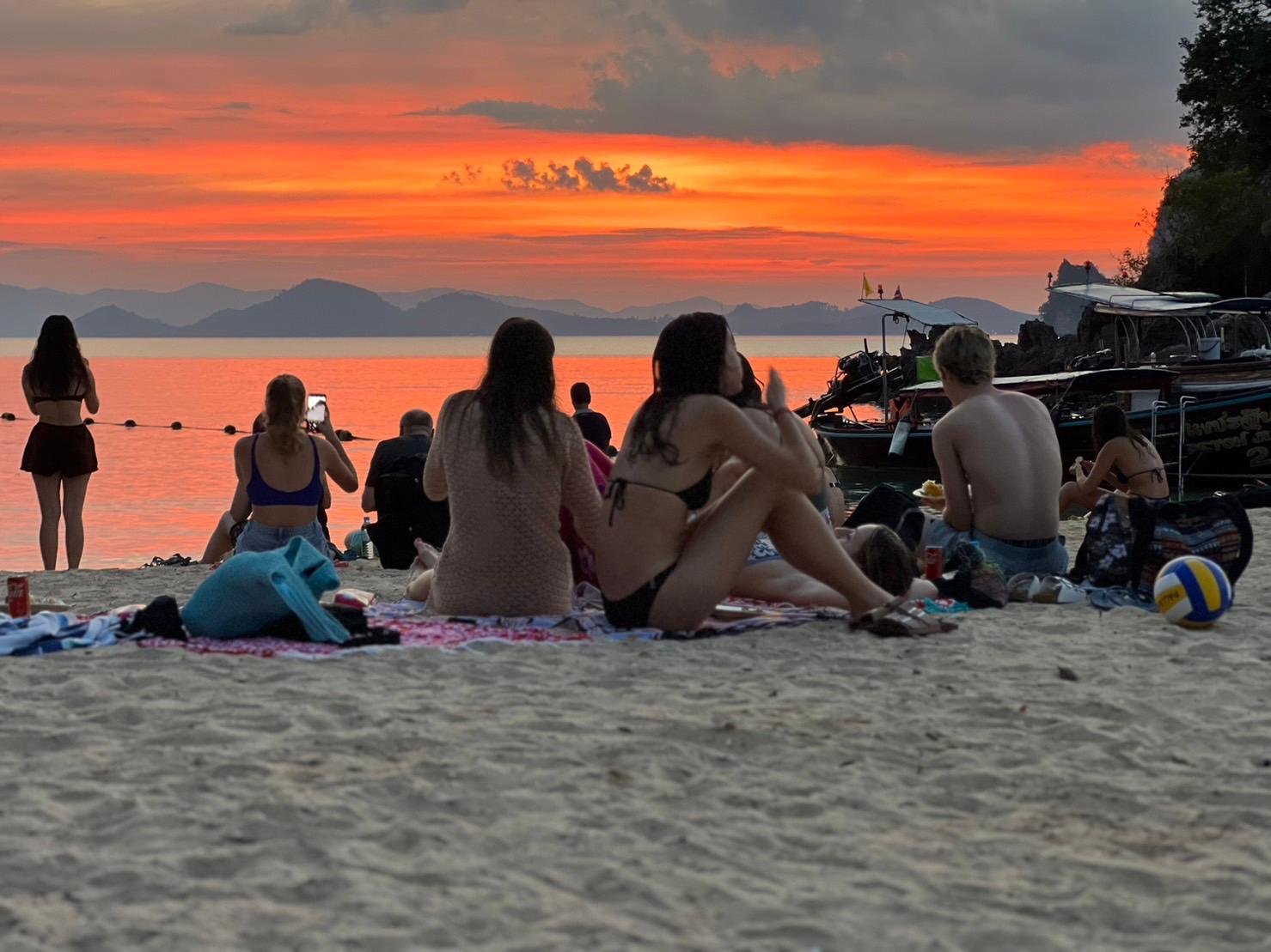 Phi Phi Islands Sunset, BBQ & Bioluminescent Plankton Day Tour from Krabi