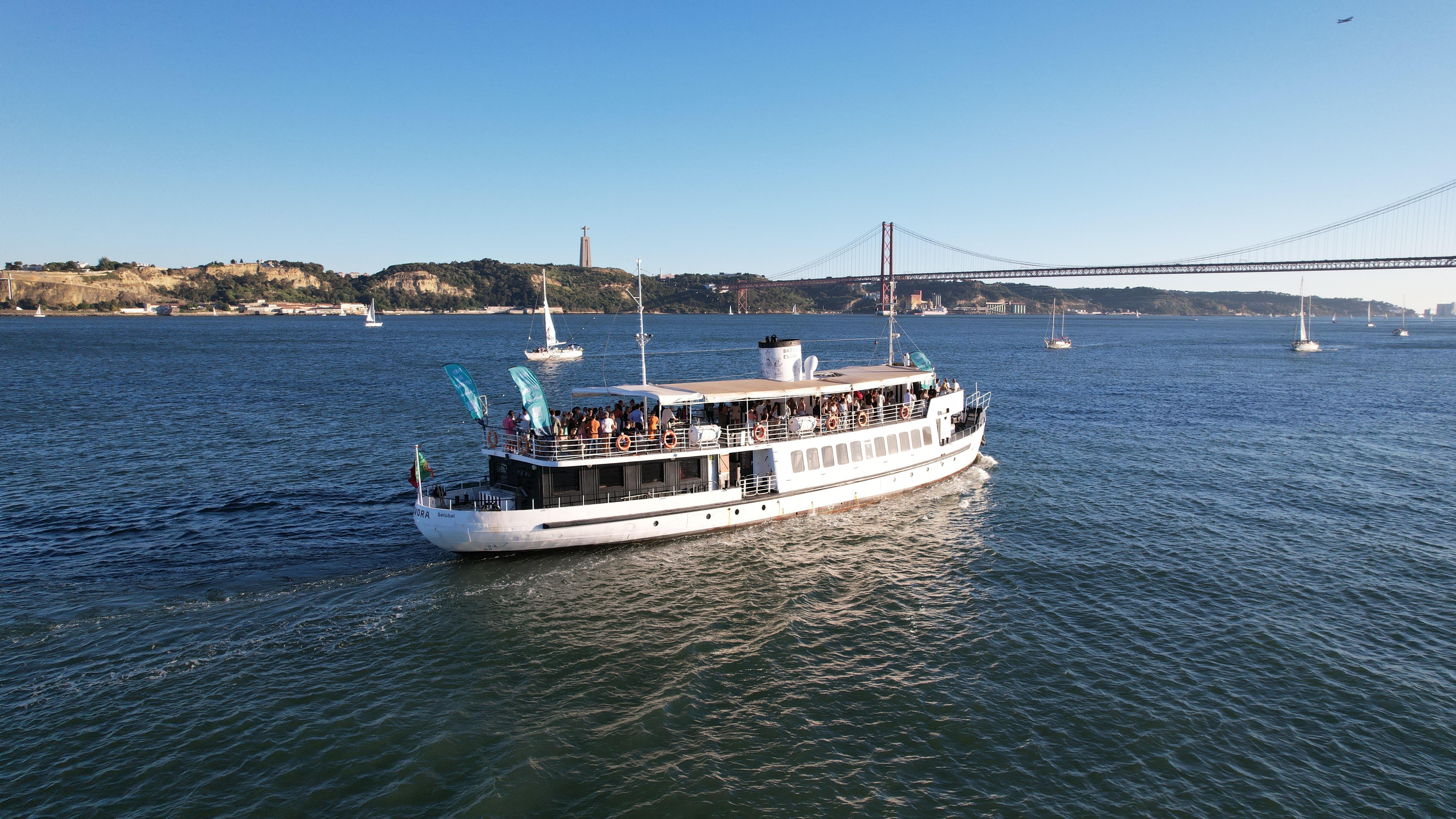 Lisbon Sunset Cruise on the Tagus River with Welcome Drink