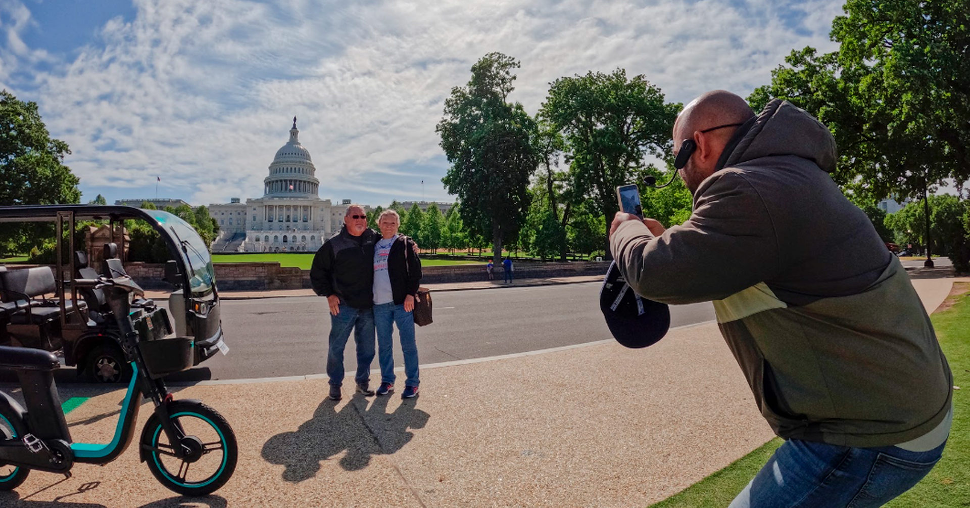 DC Guided Monuments and US History Day & Night Tour by E-Cart
