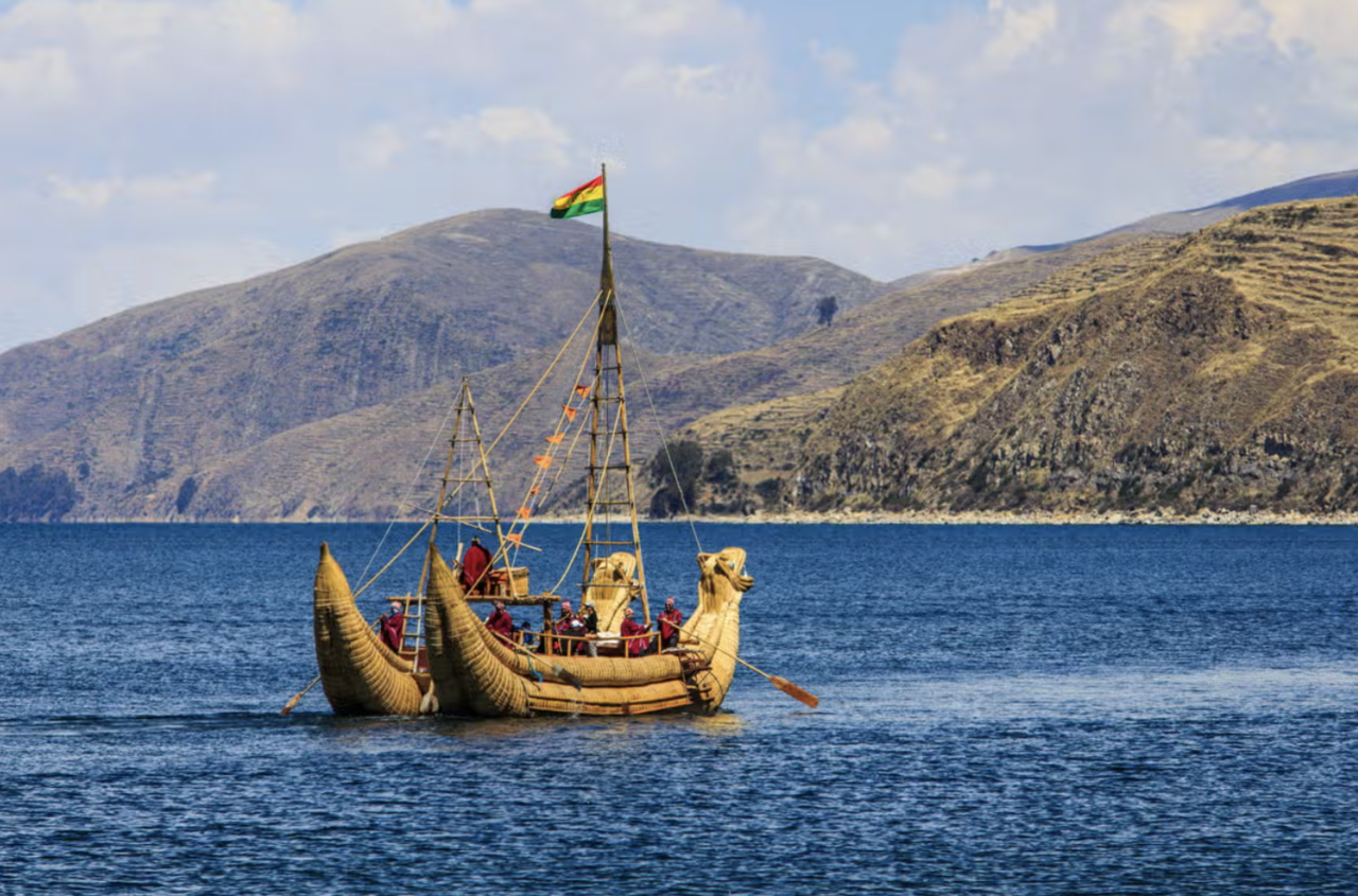 Tiwanaku Ruins & Lake Titicaca Full-Day Tour