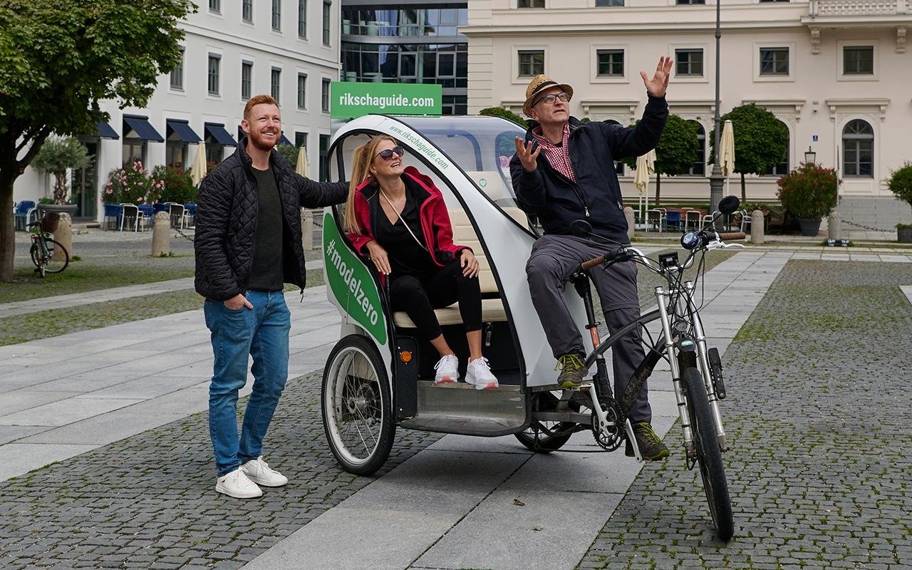 Munich E-Rickshaw City Highlights Tour