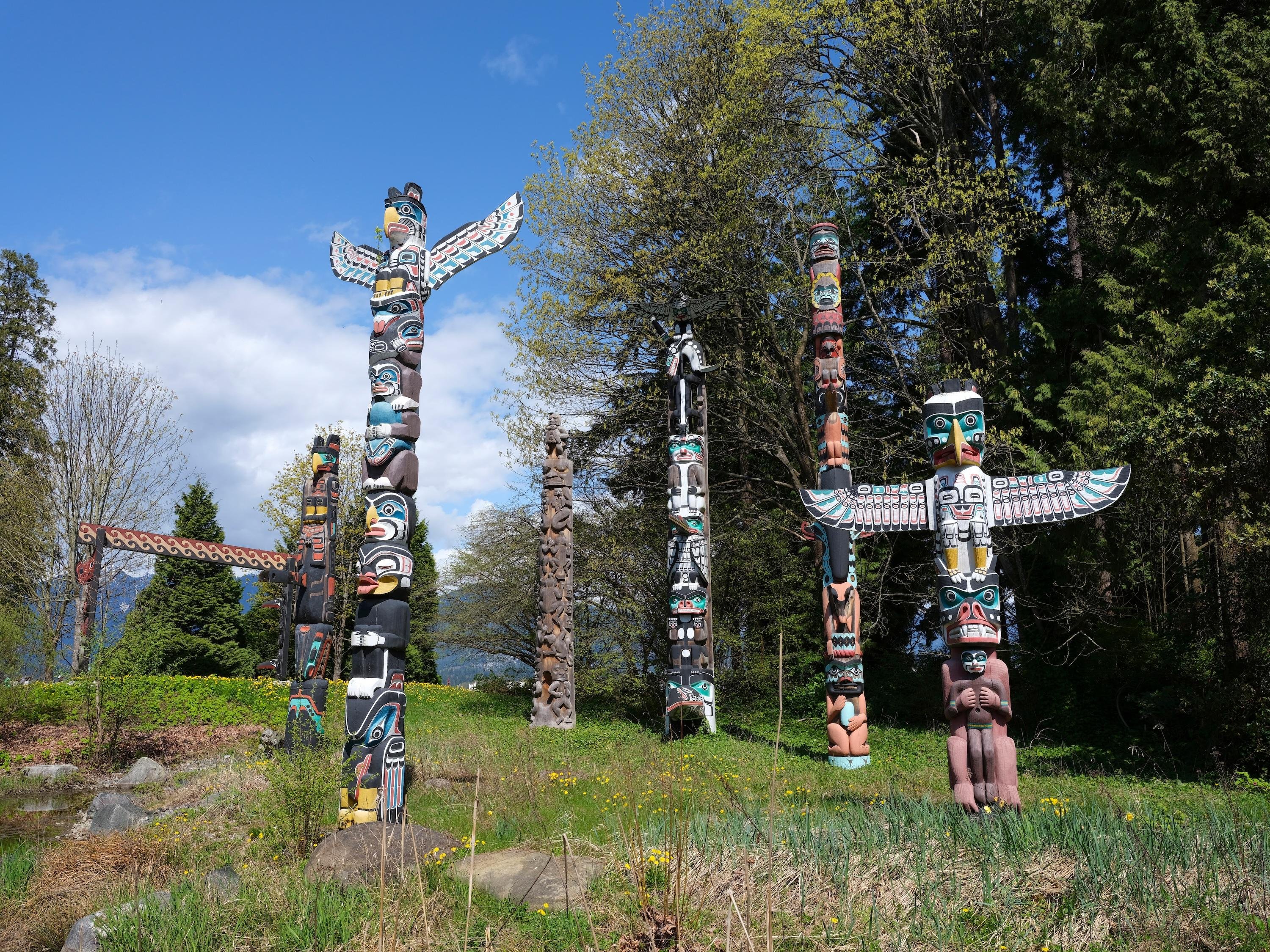 Vancouver Guided City Tour with Capilano Suspension Bridge & Stanley Park