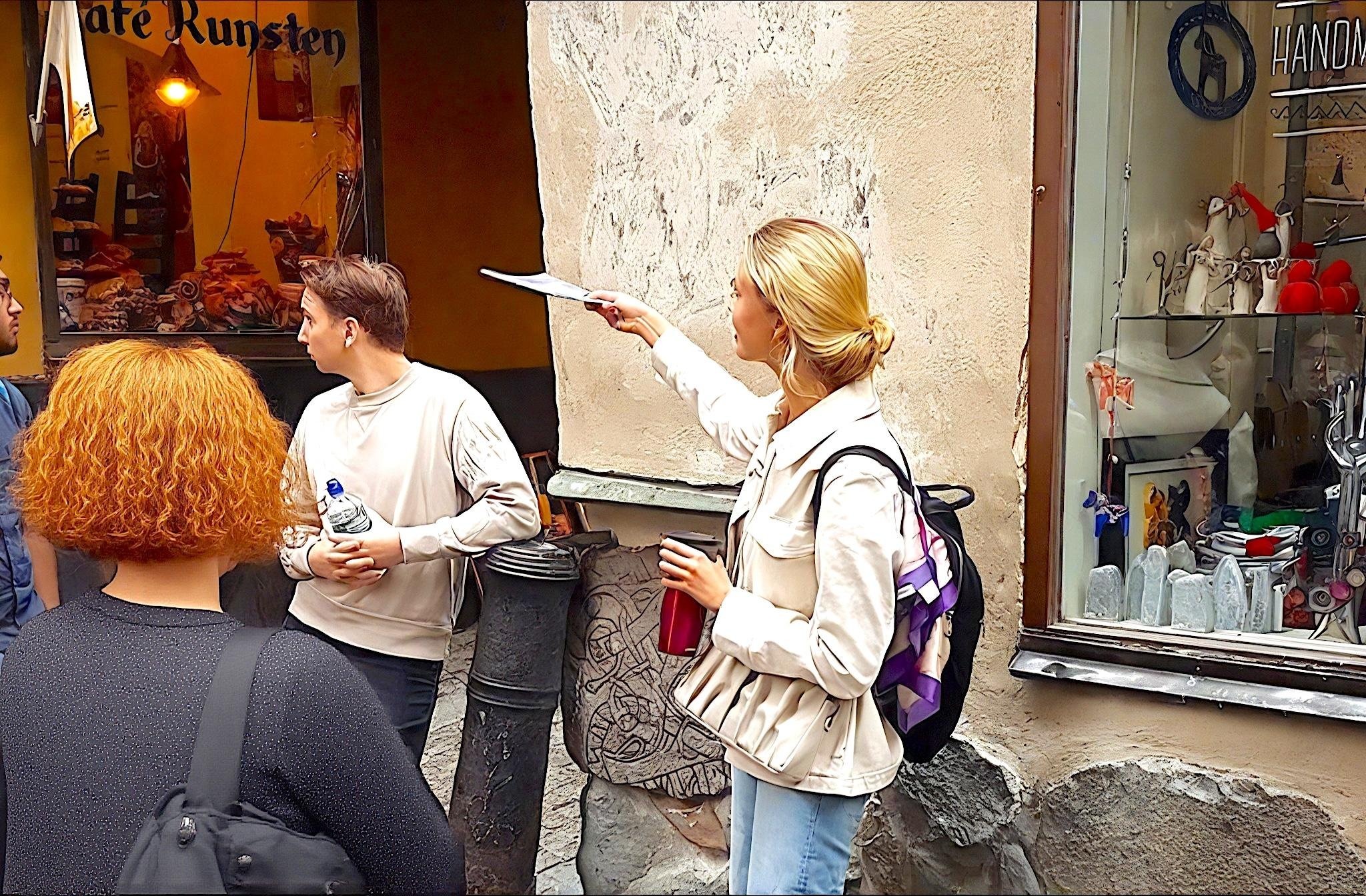 Gamla Stan Walking Tour with Local Guide