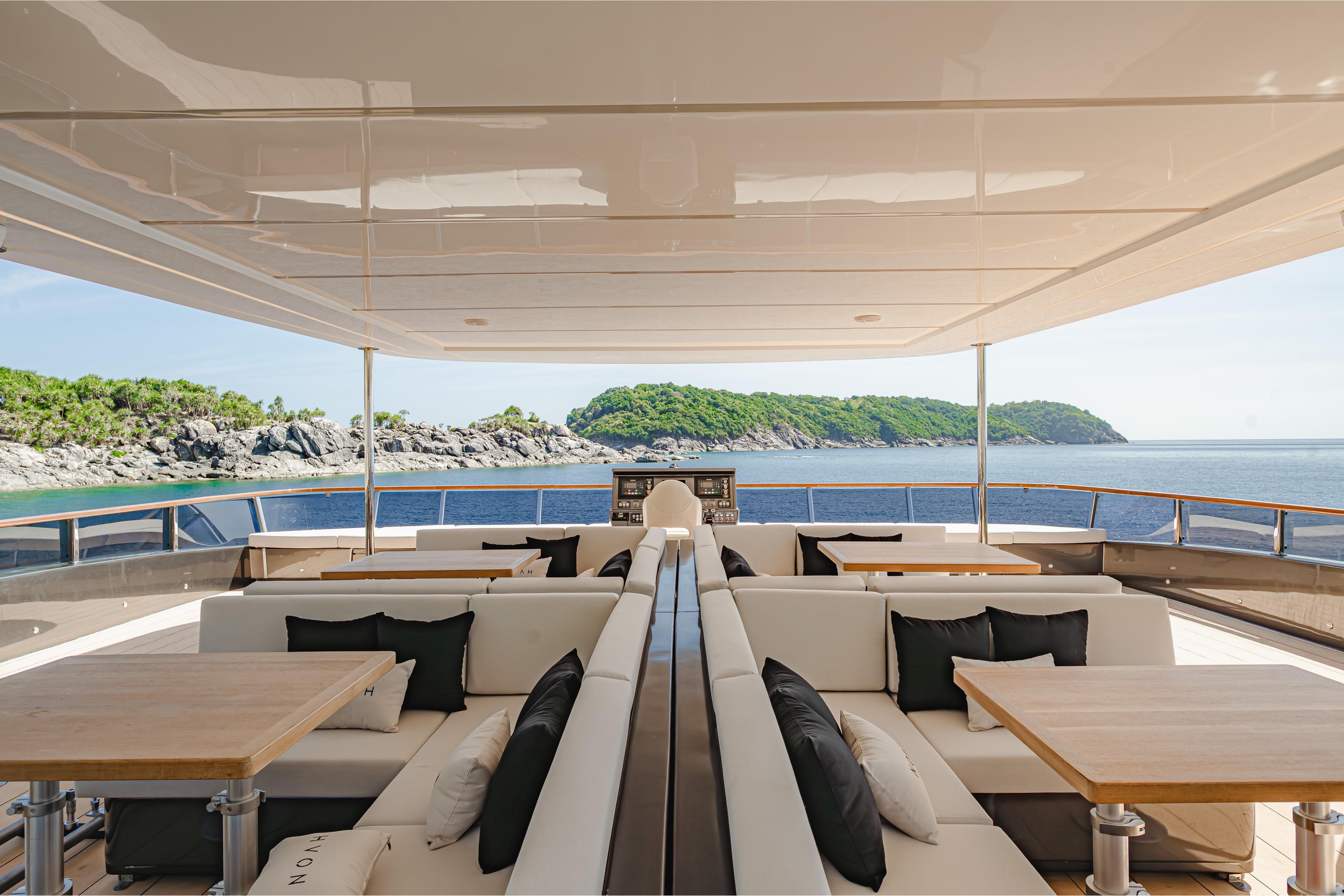 Phuket to Phi Phi & Maiton Island: Luxury Catamaran Day Cruise