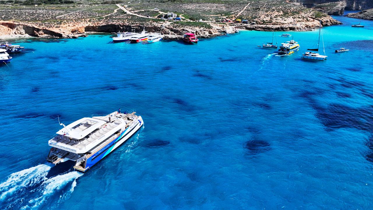 Comino Catamaran Cruise: Blue Lagoon & Crystal Lagoon