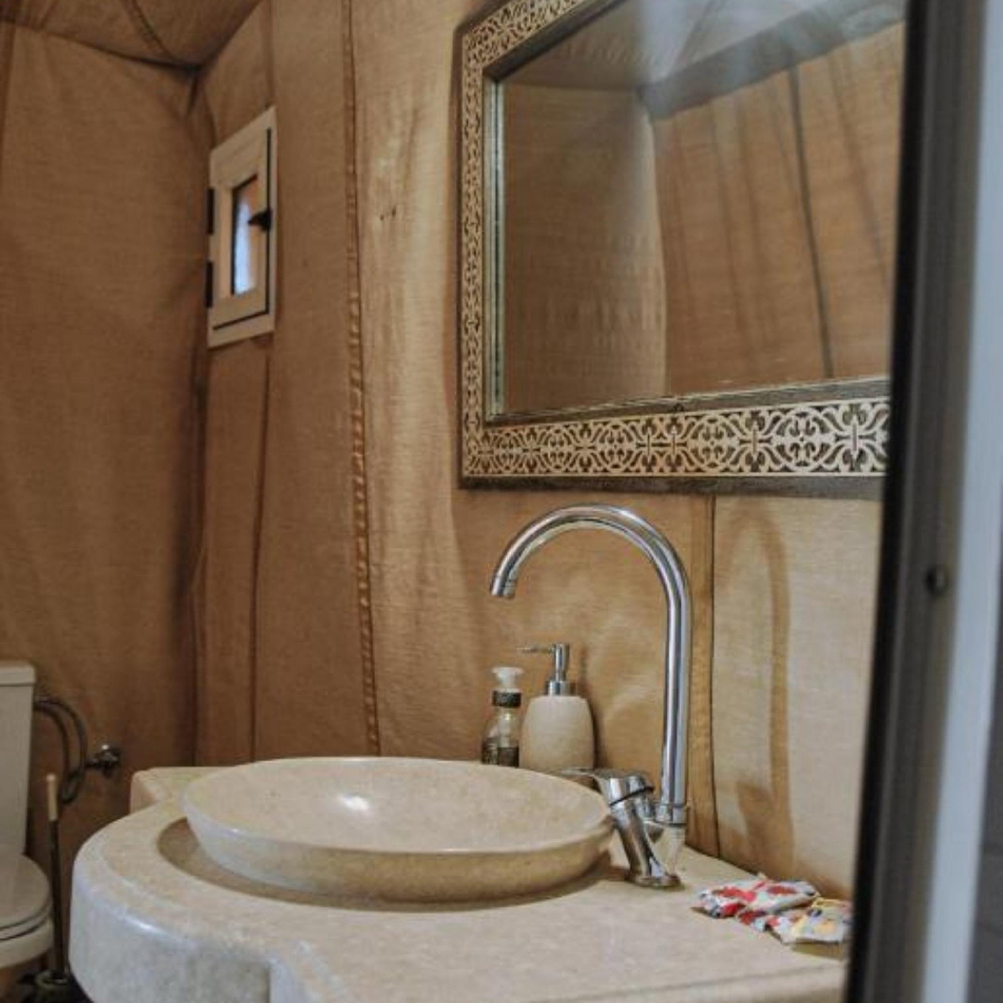 Merzouga Sahara Overnight: Camel Trek & Luxury Desert Camp