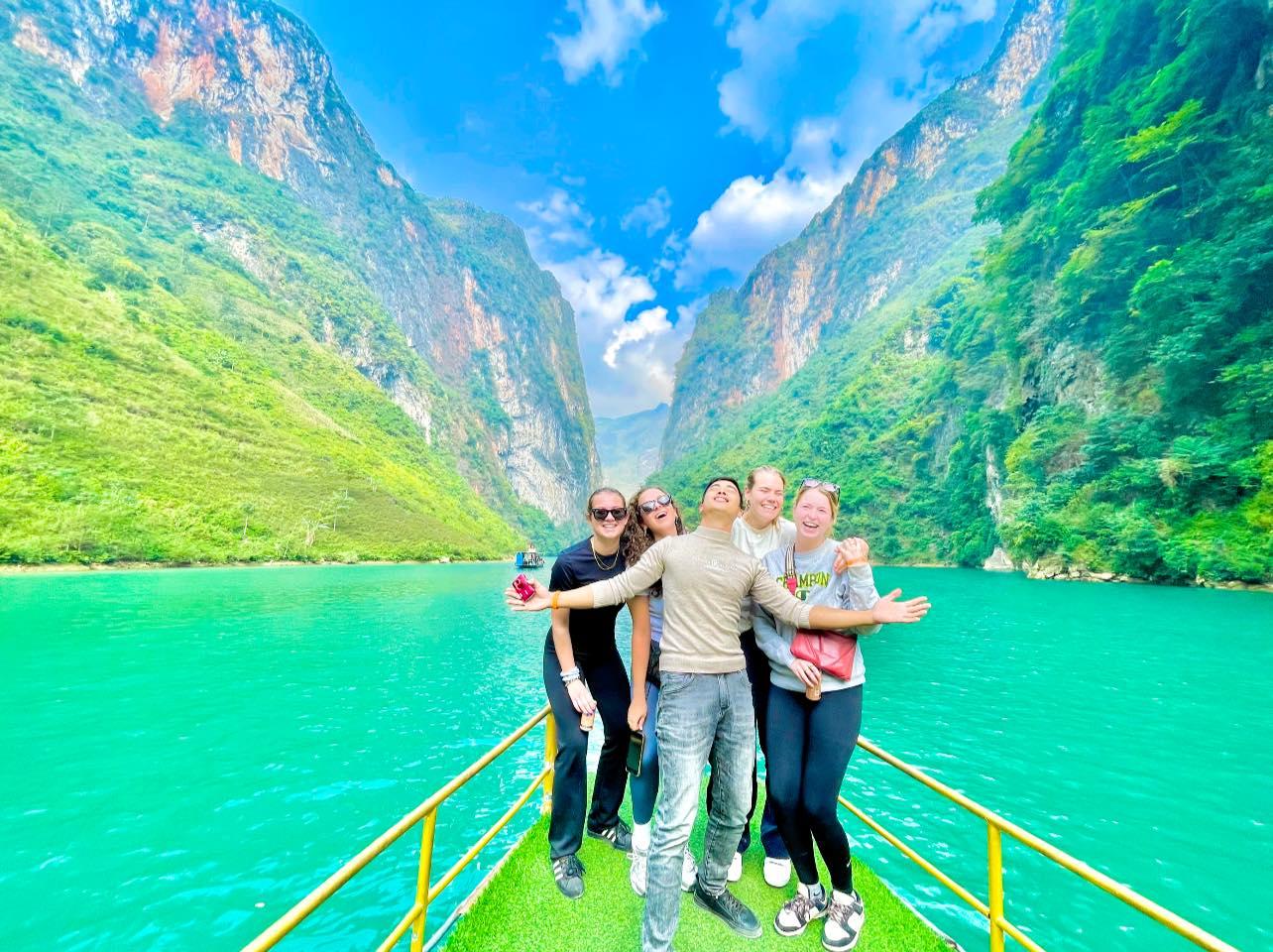 Ha Giang 3-Day Motorcycle Loop with Expert Rider from Ninh Binh
