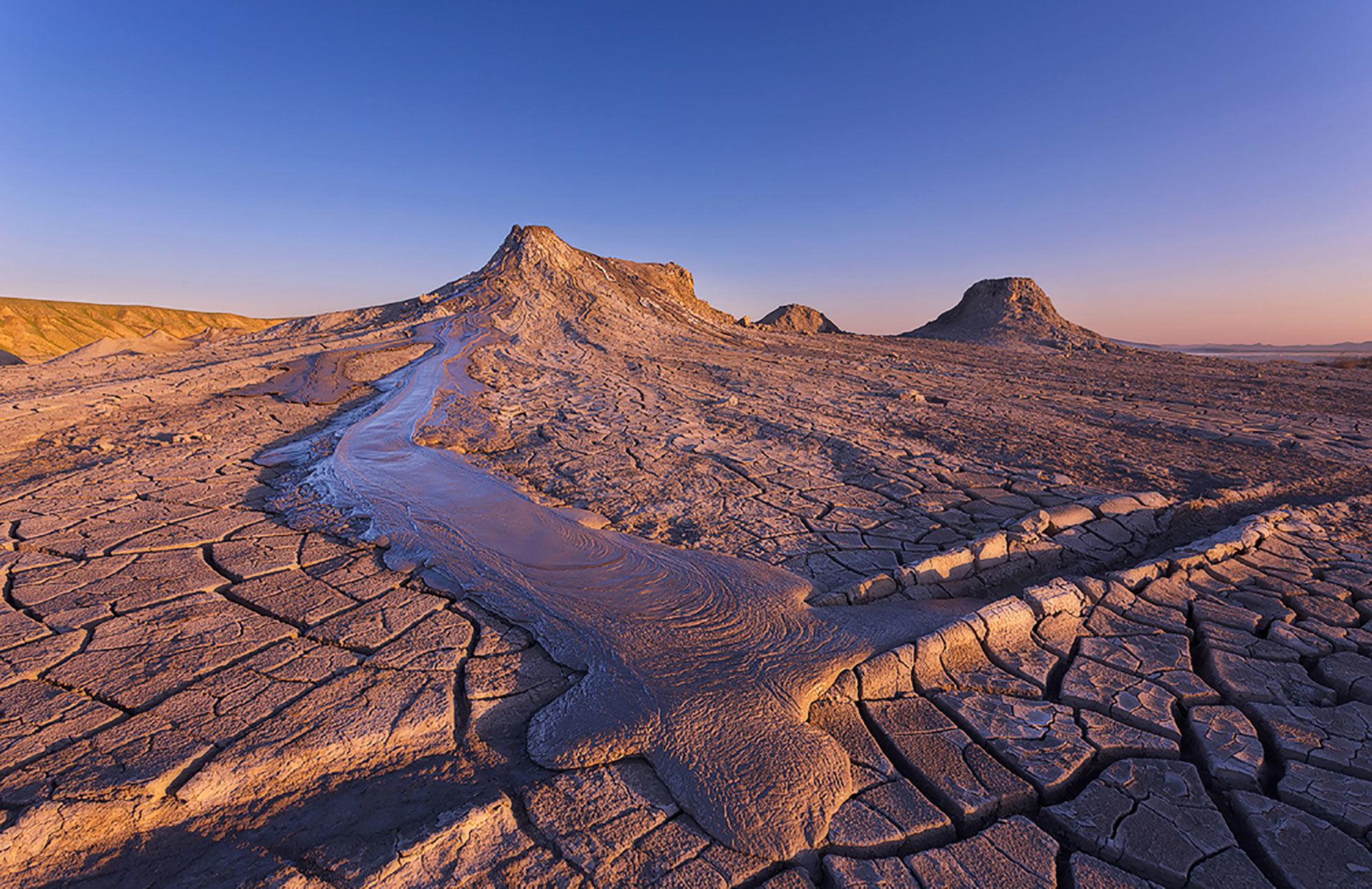 Private Gobustan & Mud Volcanoes Tour from Baku