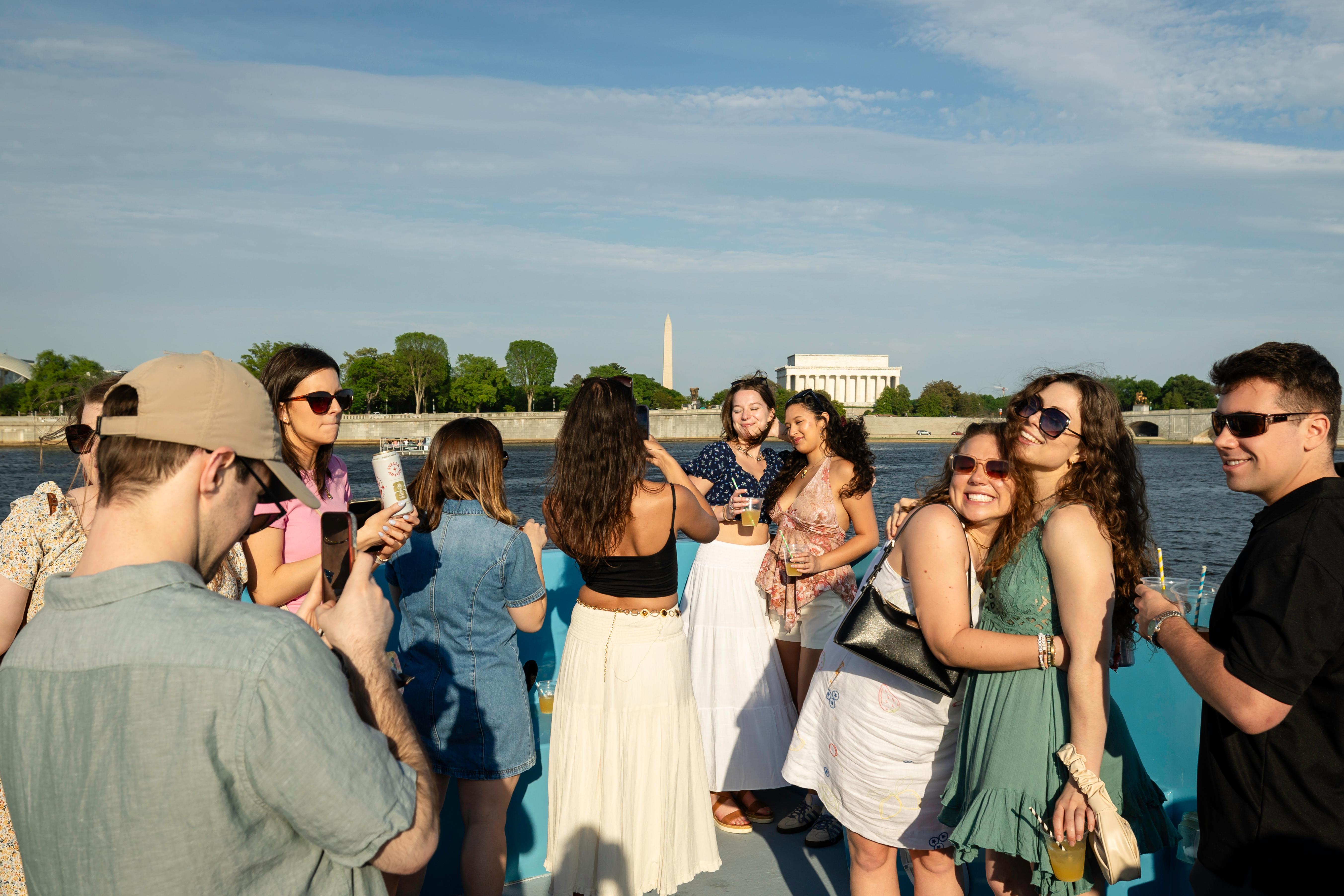 Potomac River Party Yacht Cruise with Open Bar