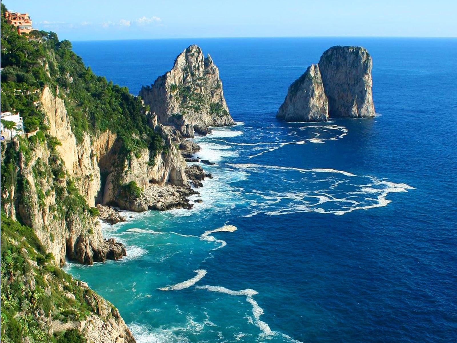 Amalfi to Capri Small-Group Boat Tour with Swimming Stops