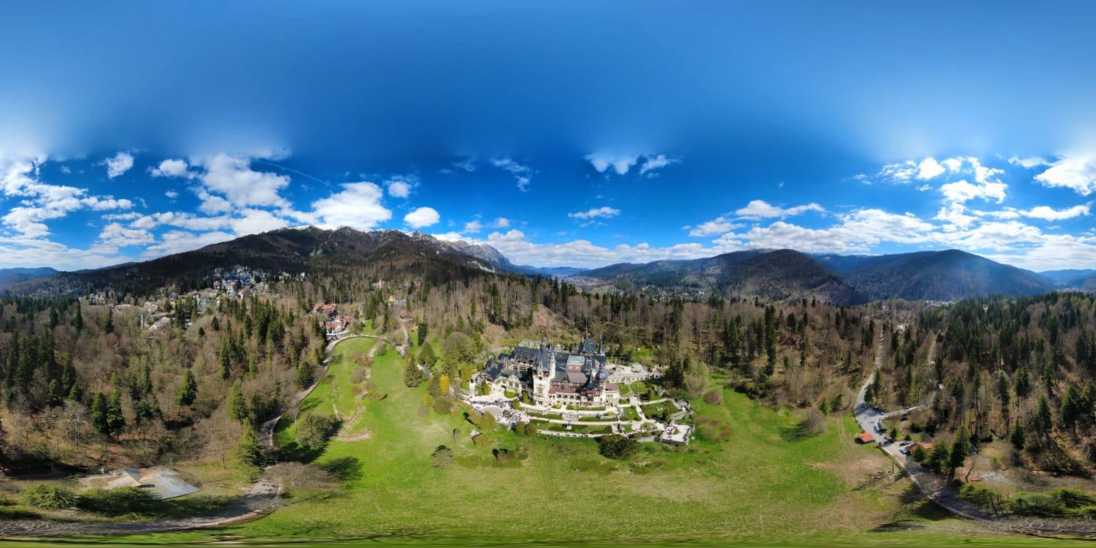 Transylvanian Highlights: Peles, Bran & Brasov Day Trip
