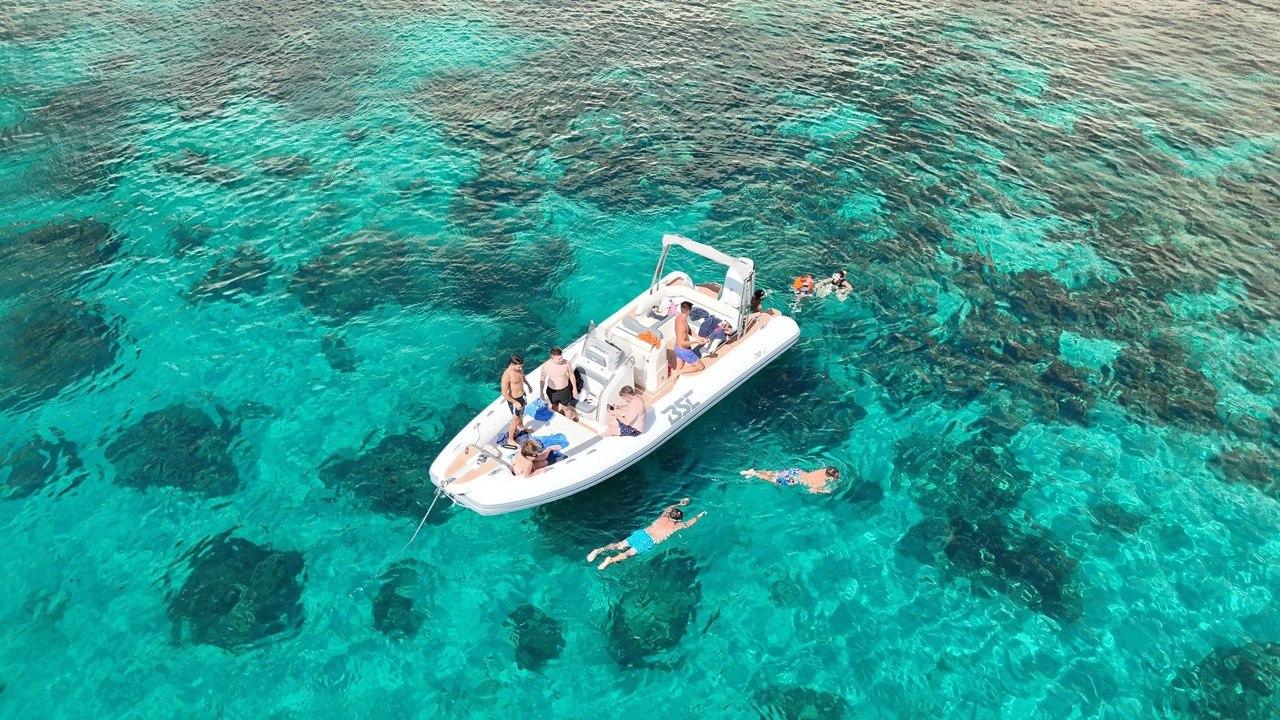 Gulf of Cagliari Premium Boat Experience with Snorkeling