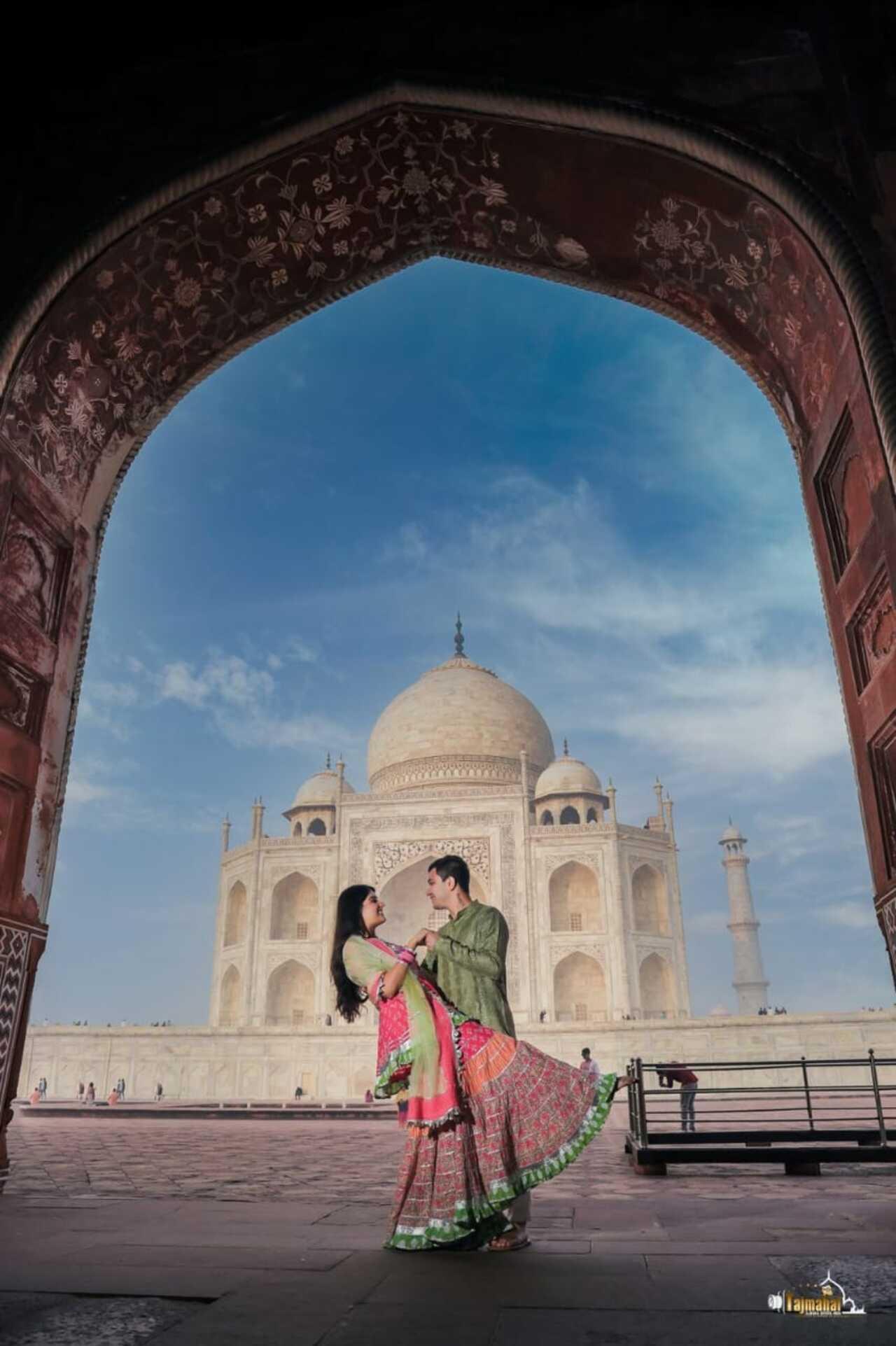 Delhi to Taj Mahal Sunrise Photography Tour with Licensed Guide