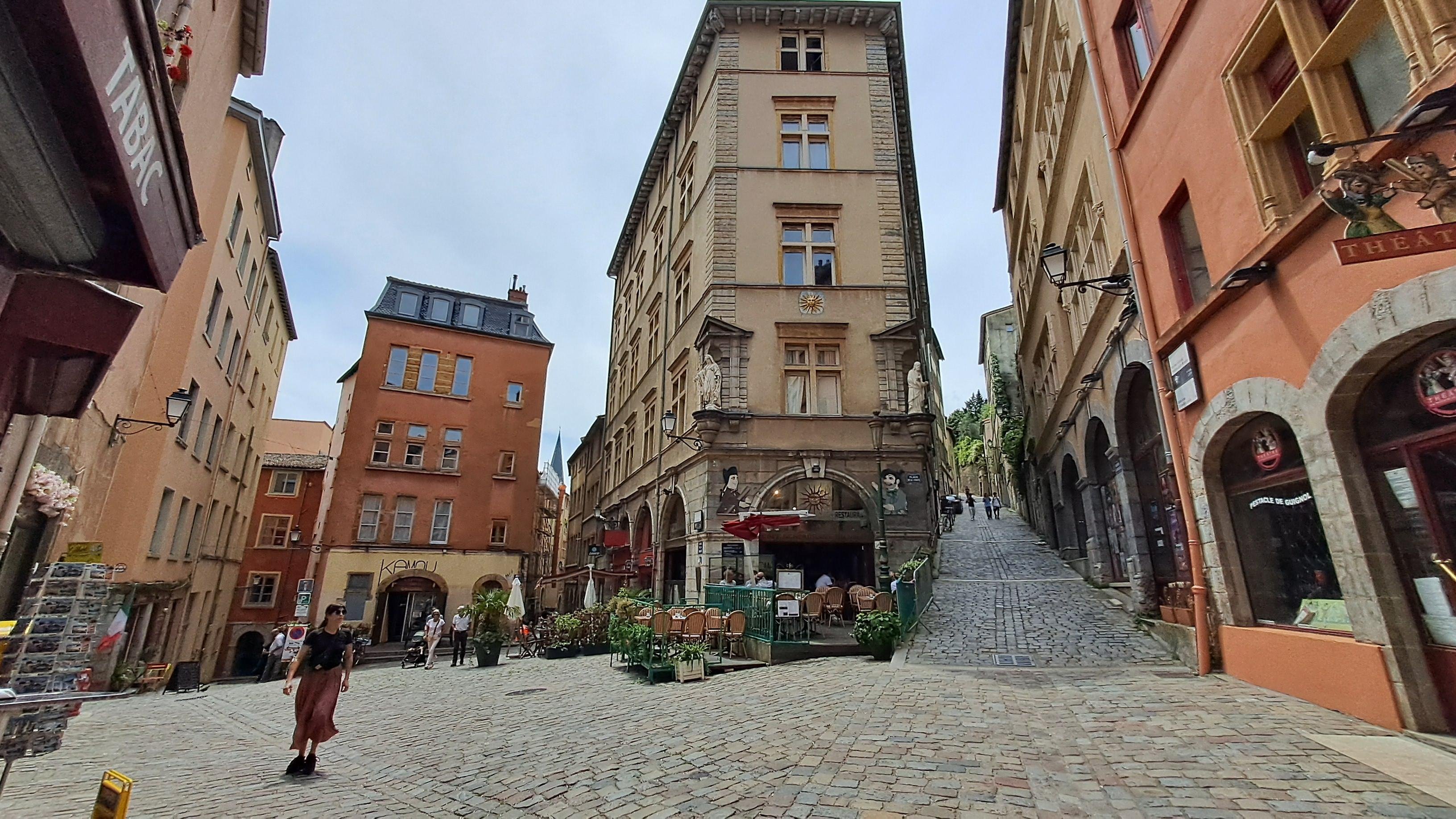 Private Traboules & Old Lyon Walking Tour