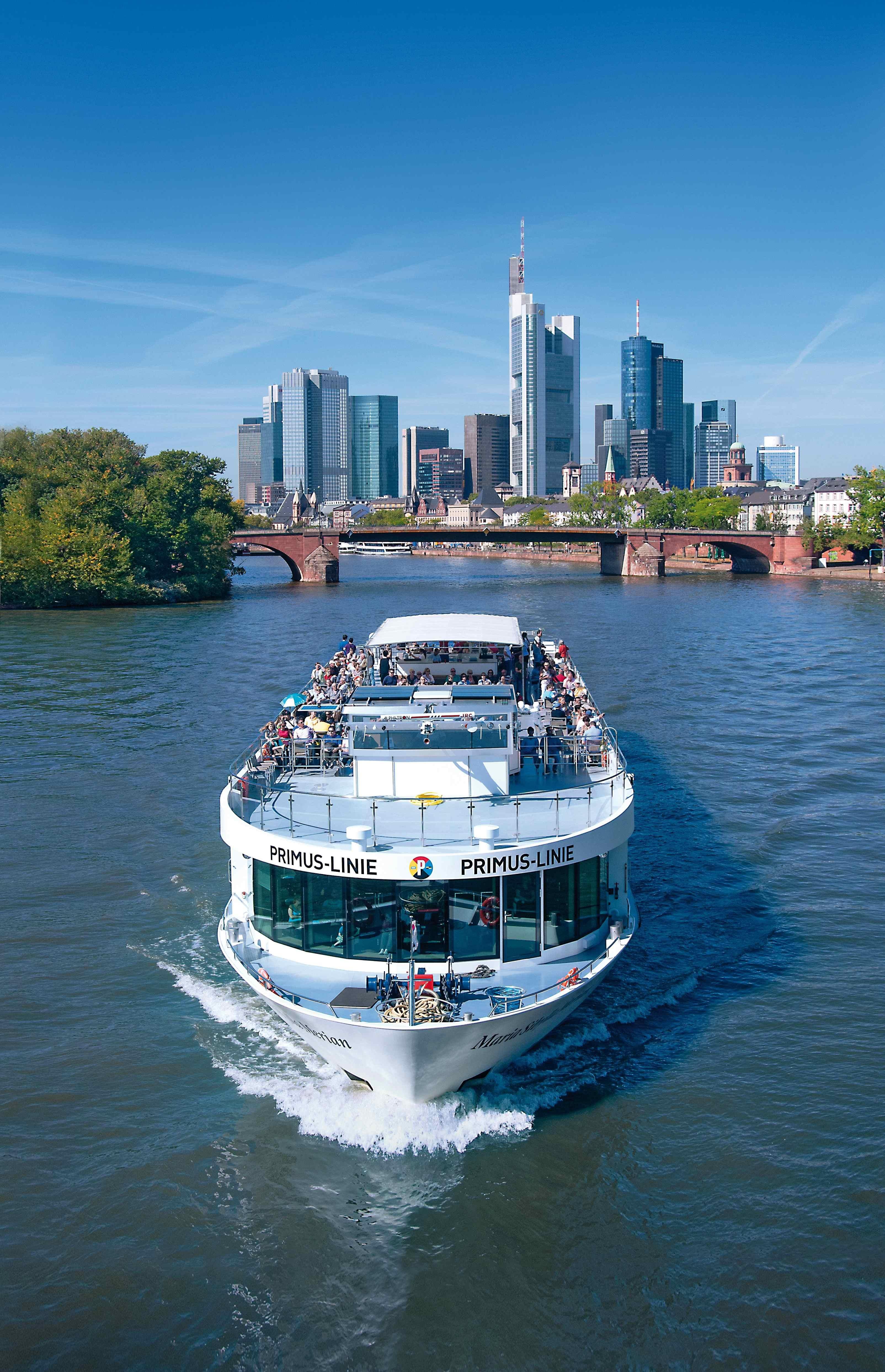 River Main Sightseeing Cruise with Live Commentary