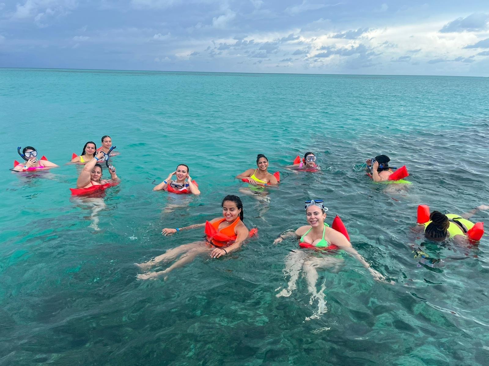 Nassau Powerboat Adventure: Snorkeling, Green Cay Turtles & Private Beach Club