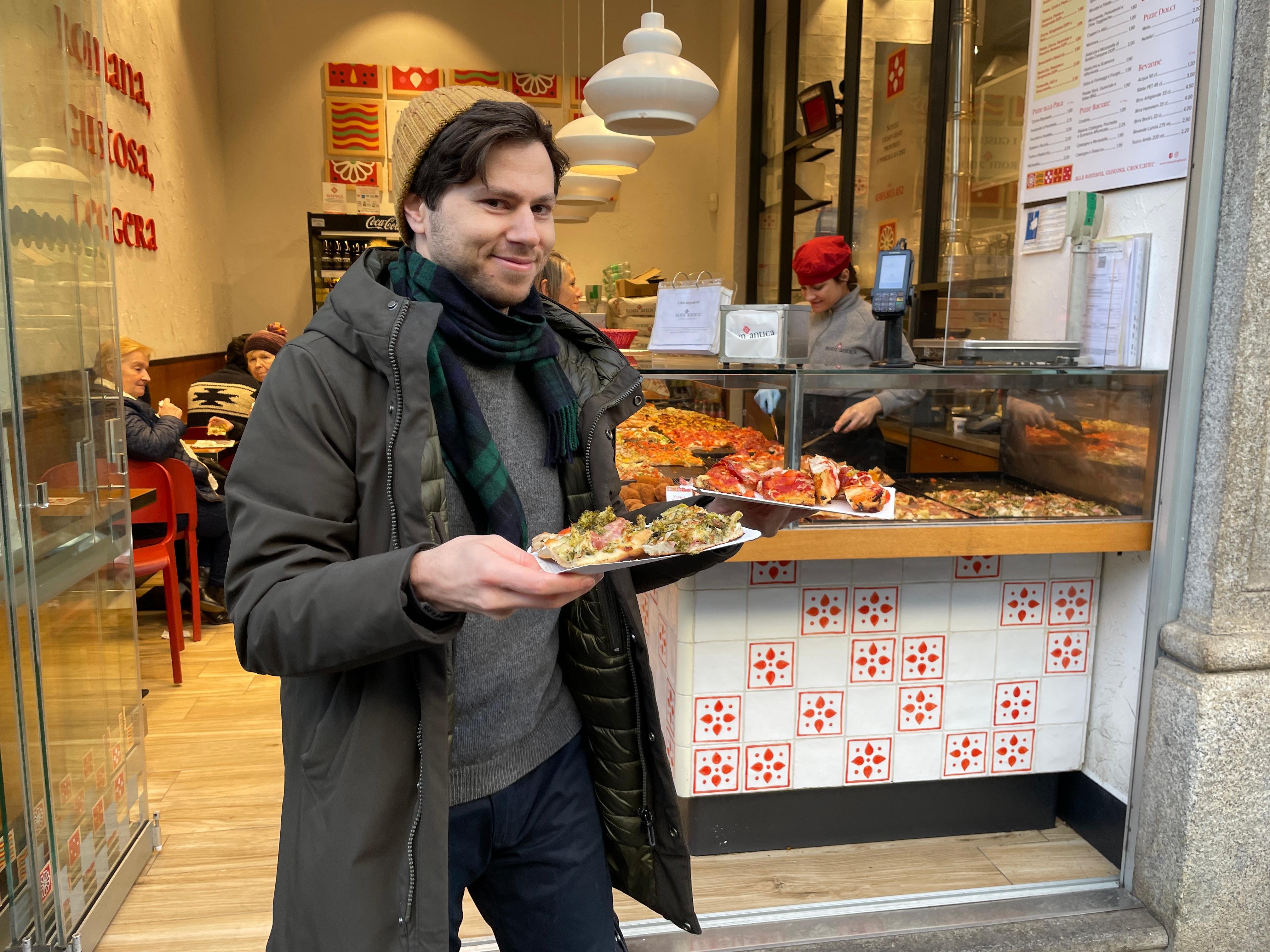 Milan History & Street Food Walk with Wine