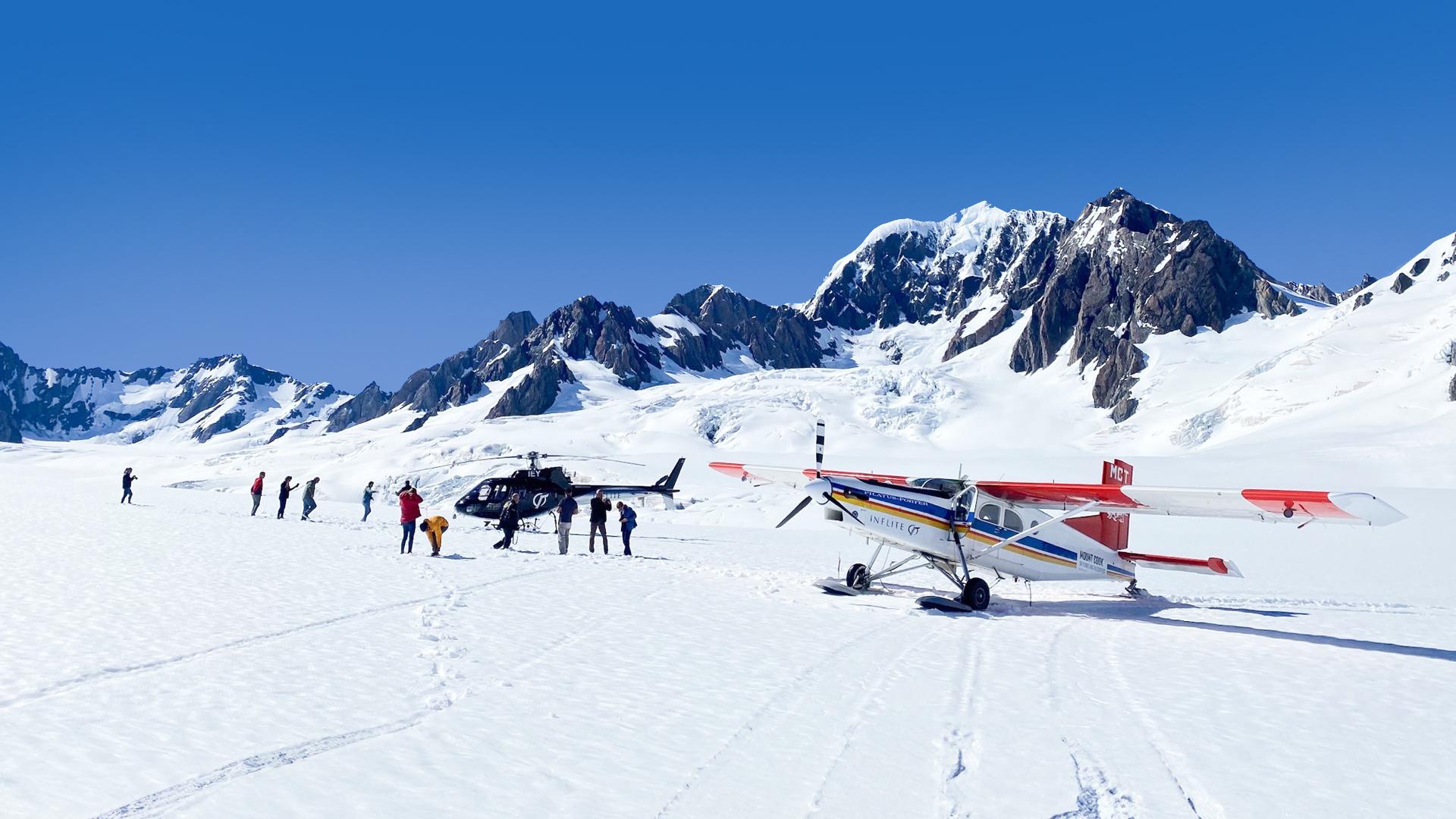 Aoraki/Mount Cook Skiplane & Helicopter Glacier Combo Flight