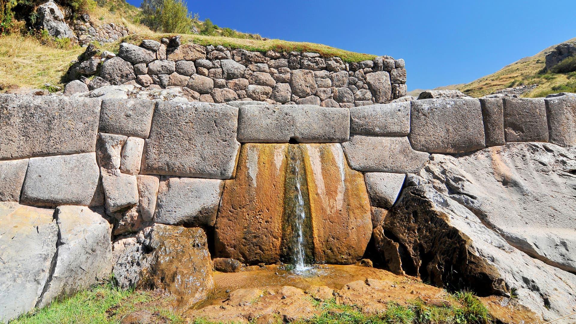 13-Day Peru & Bolivia Expedition: Machu Picchu & Uyuni Salt Flats