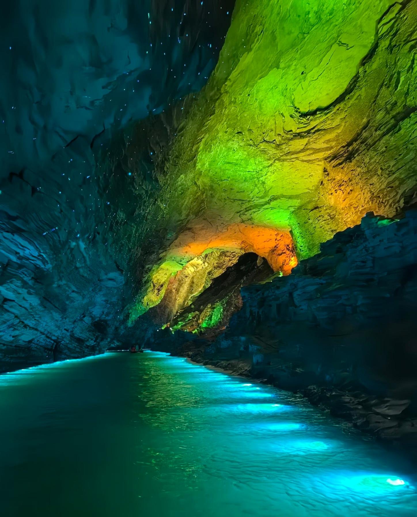 Yellow Dragon Cave Underground River Experience