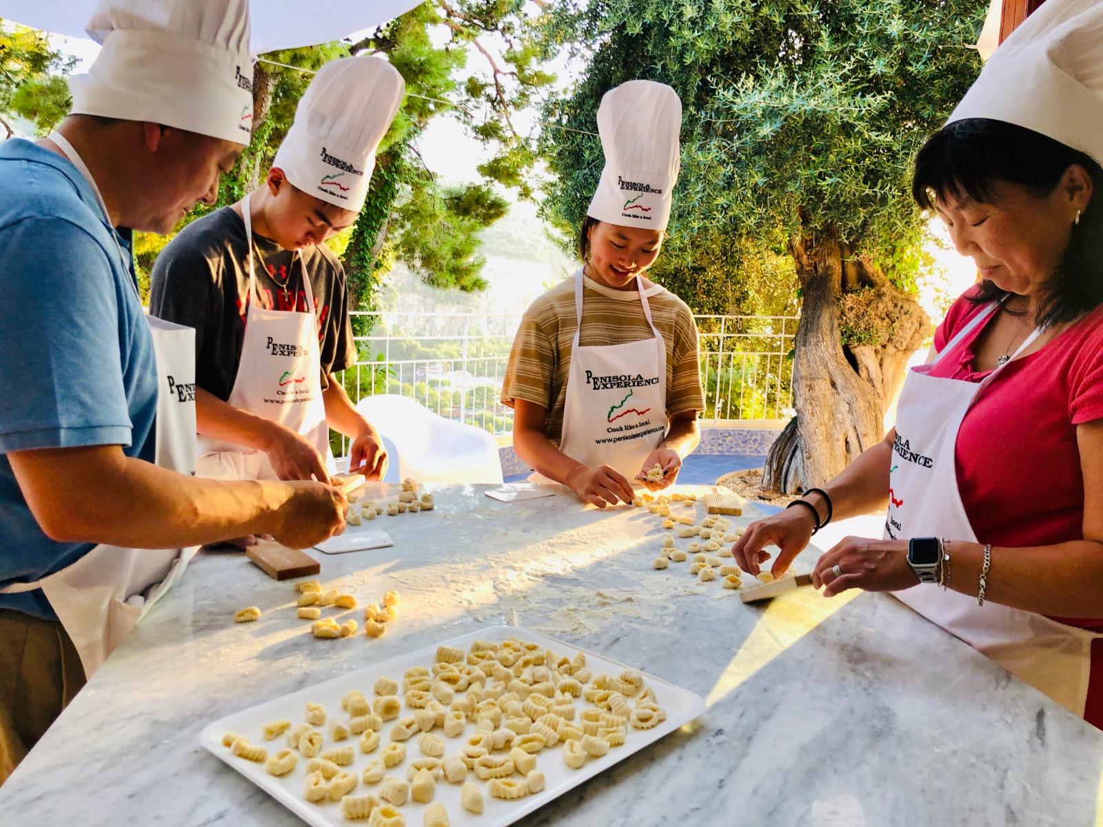 Sorrento: Cooking Class with Sea Views in a Family Villa
