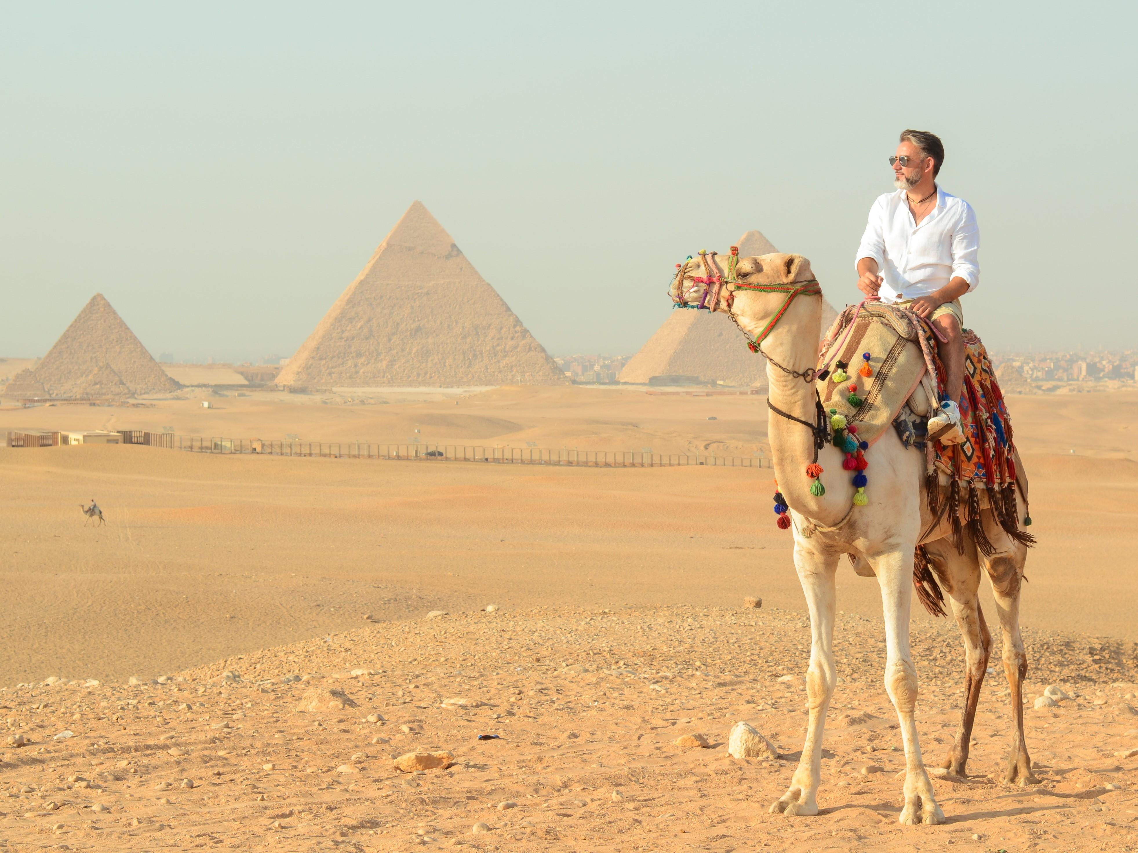 Giza Sunrise or Morning Tour: Camel Ride, Breakfast & Pyramids