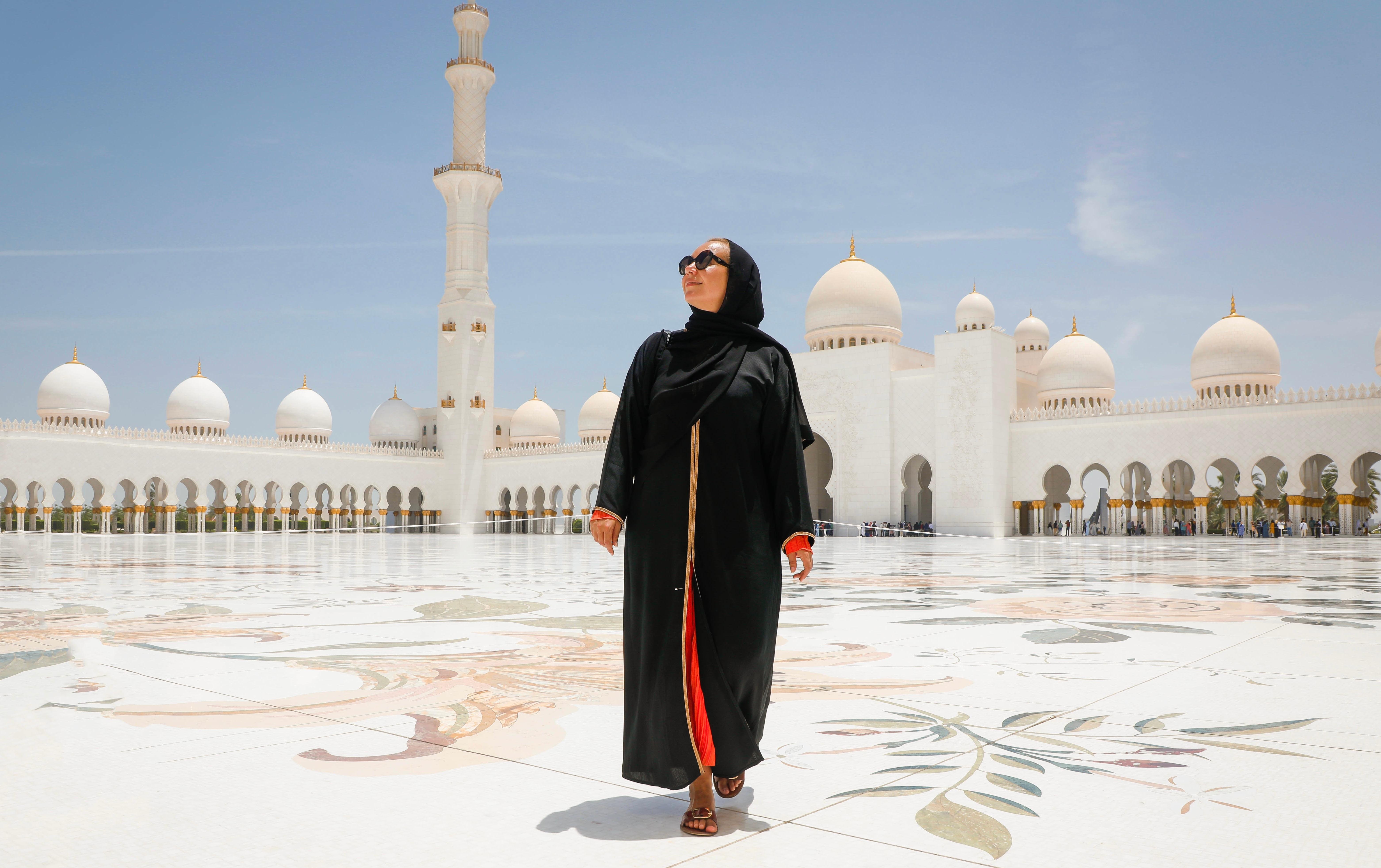 Sheikh Zayed Grand Mosque Professional Photo Tour – Abu Dhabi