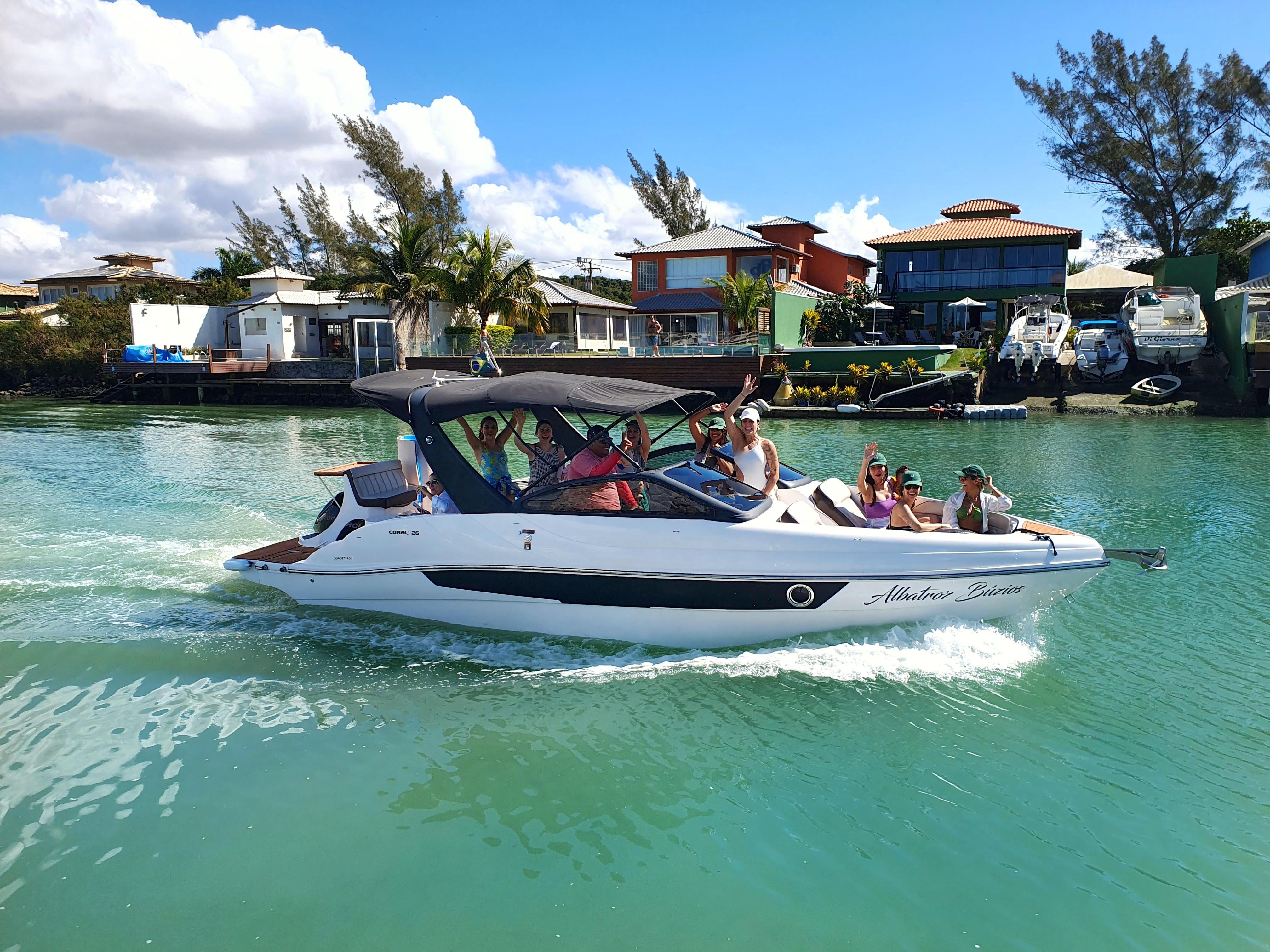 Private Speedboat Tour: 3 Islands & 11 Beaches in Búzios