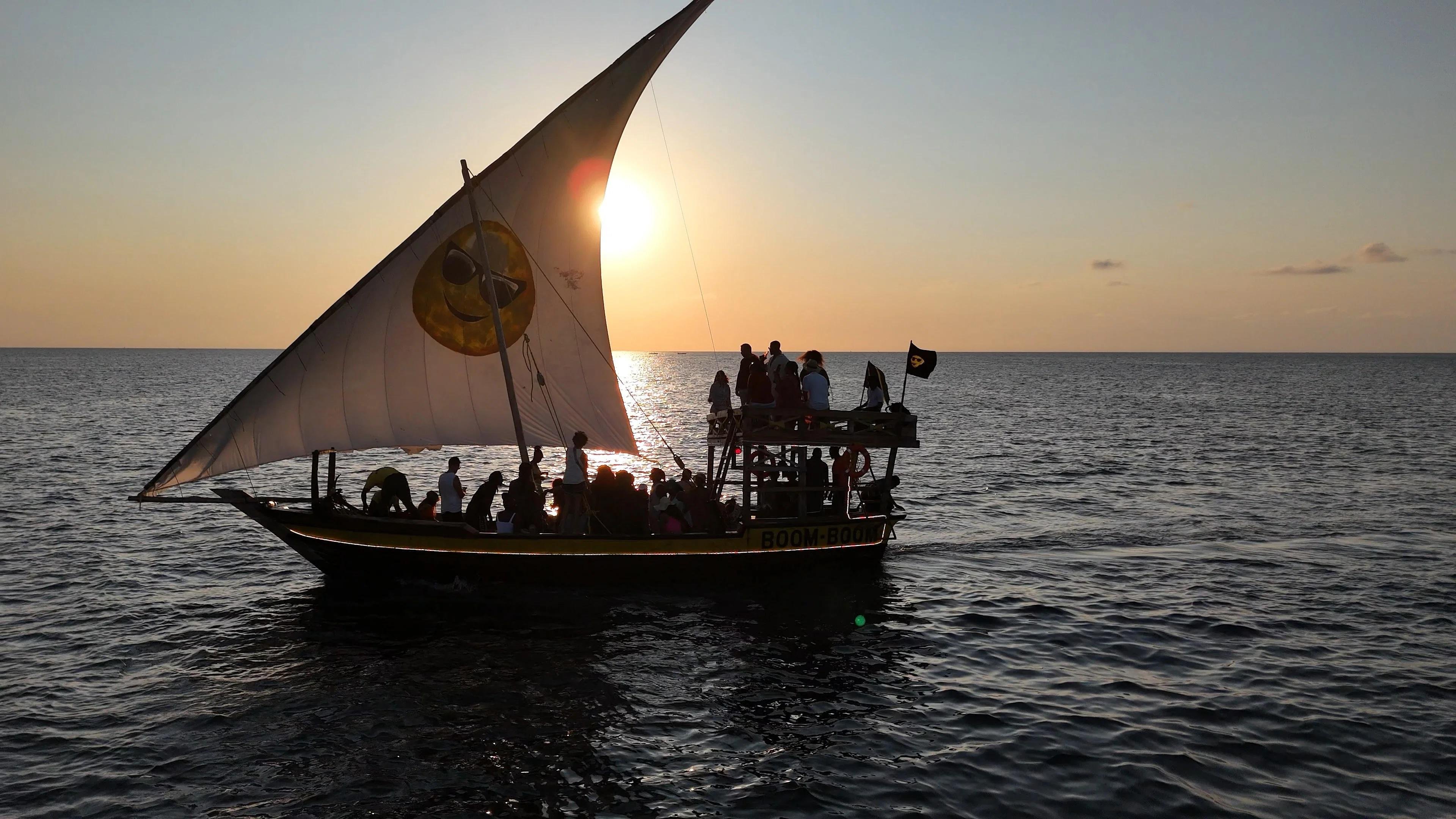 BoomBoom Boat Sunset Party Cruise – Zanzibar