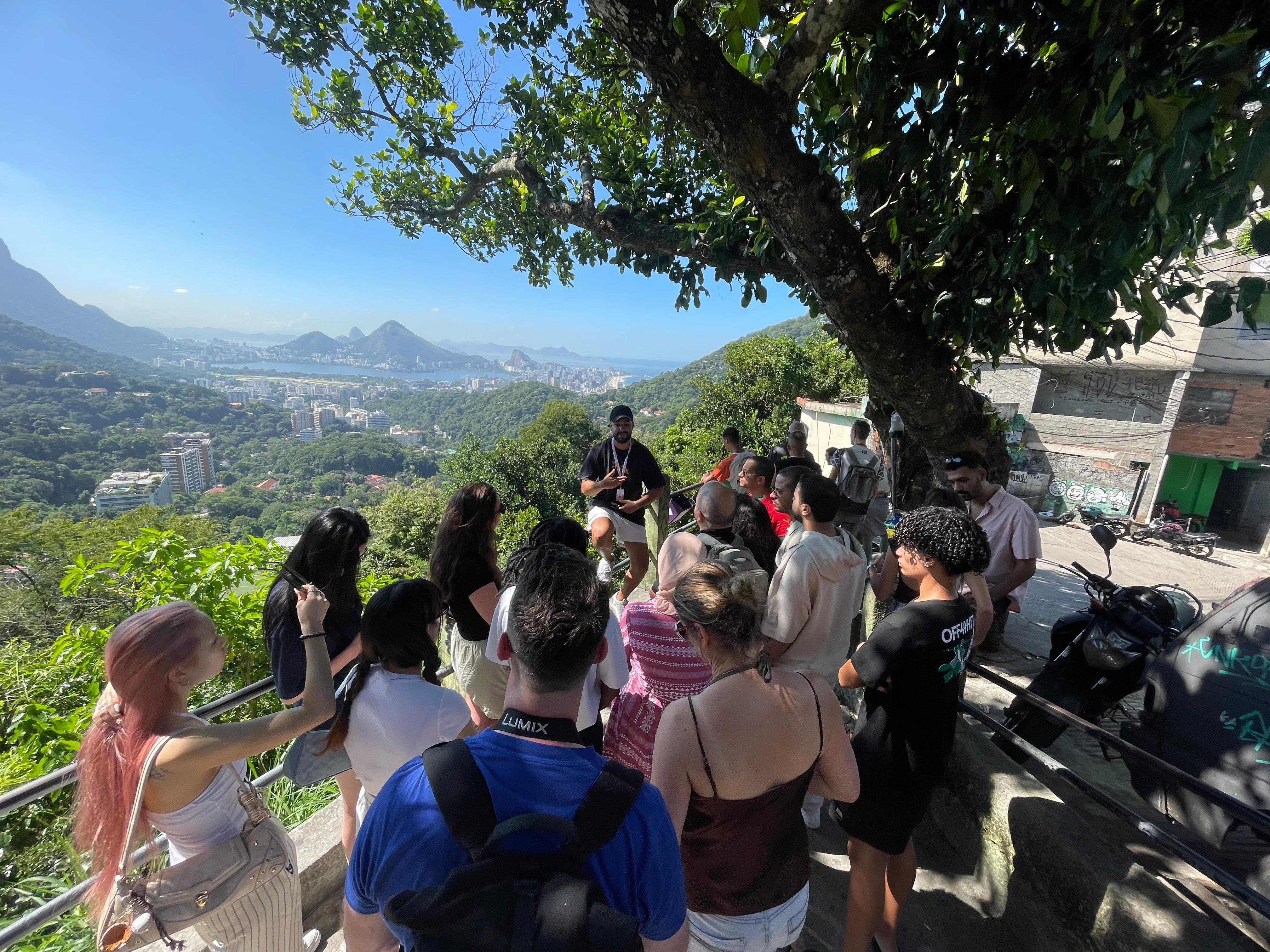 Rocinha Favela 3-Hour Walking Tour with a Local Guide