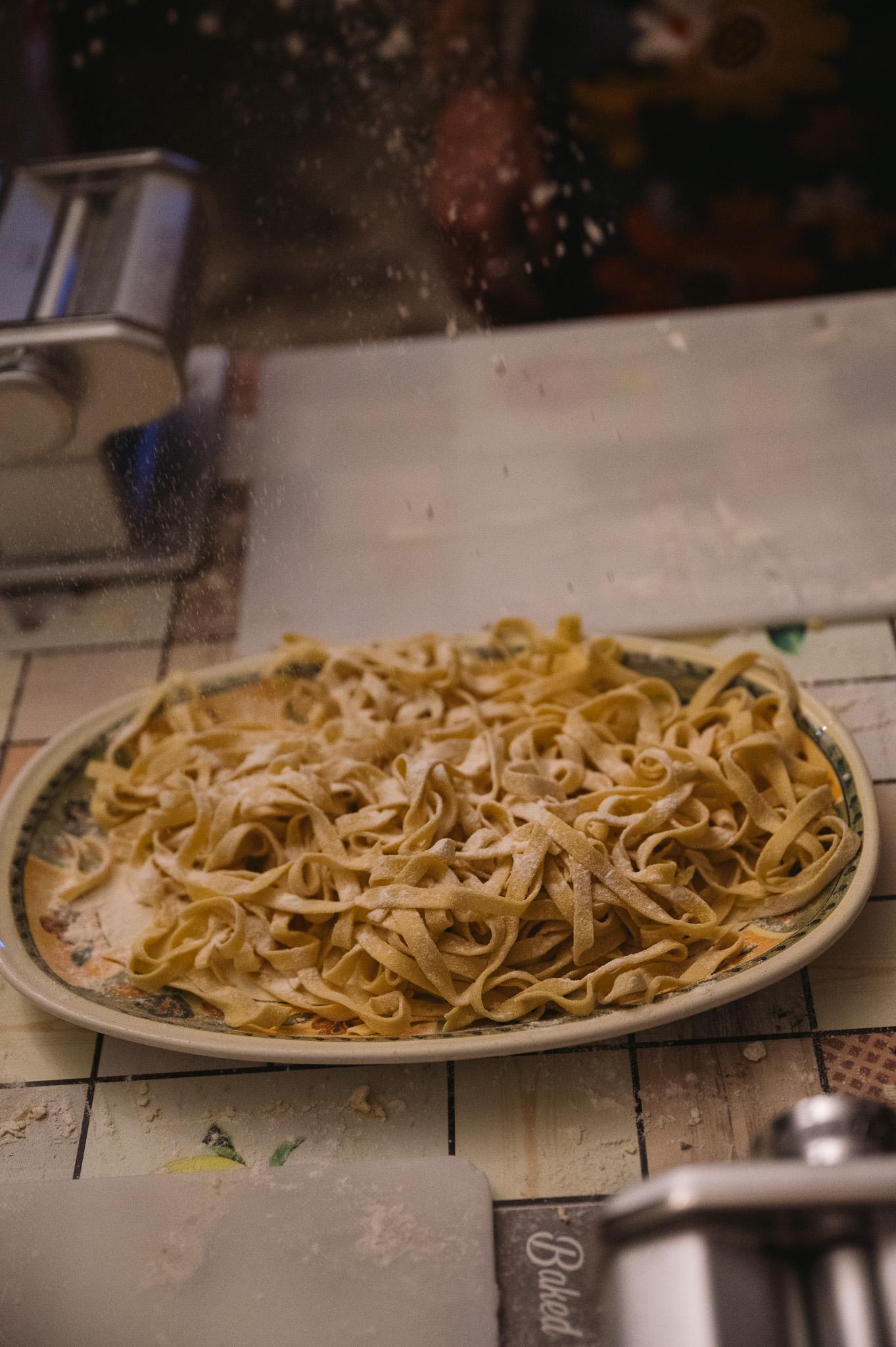 Florence: Pasta & Tiramisu Cooking Class with Unlimited Wine