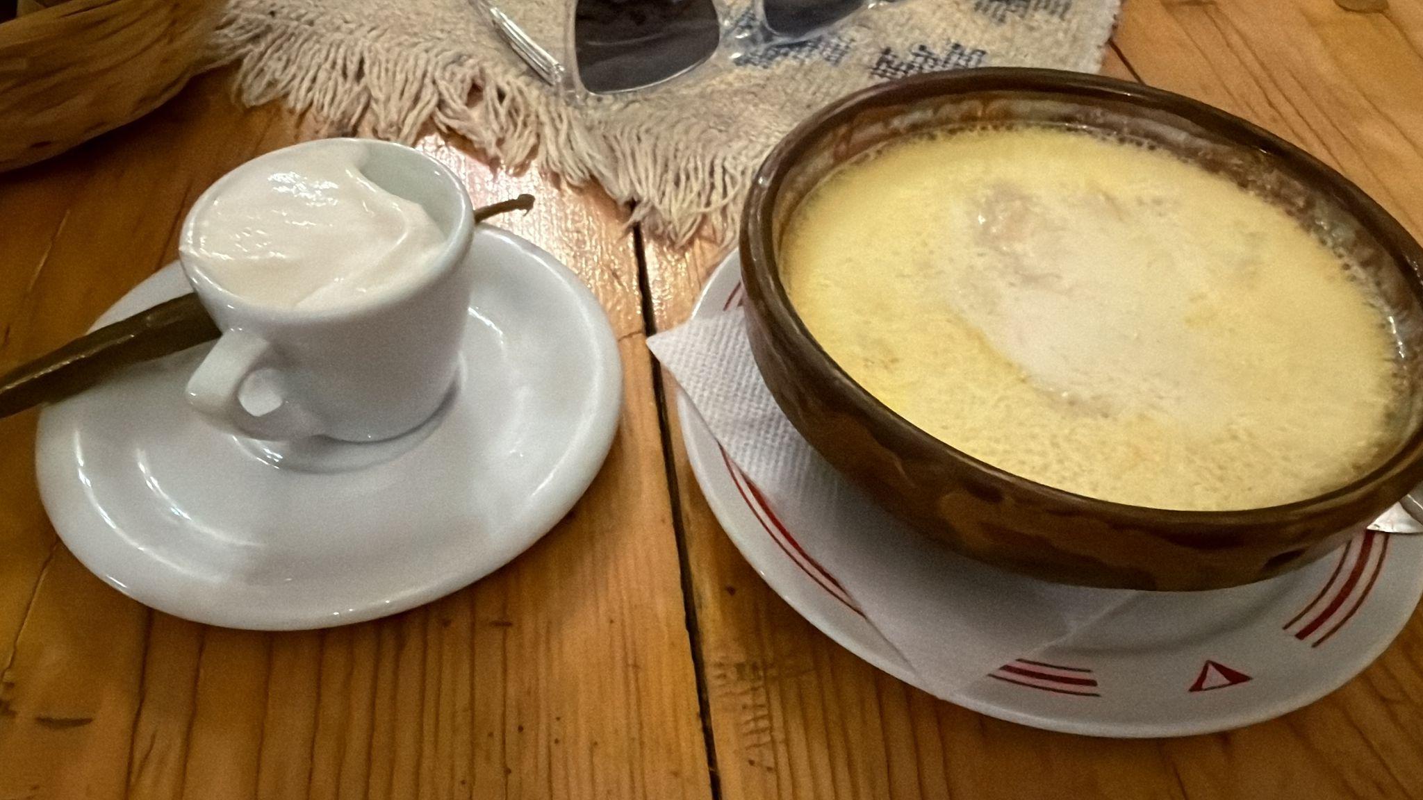 Bucharest: Peleș Castle and Slănic Salt Mine Day Trip
