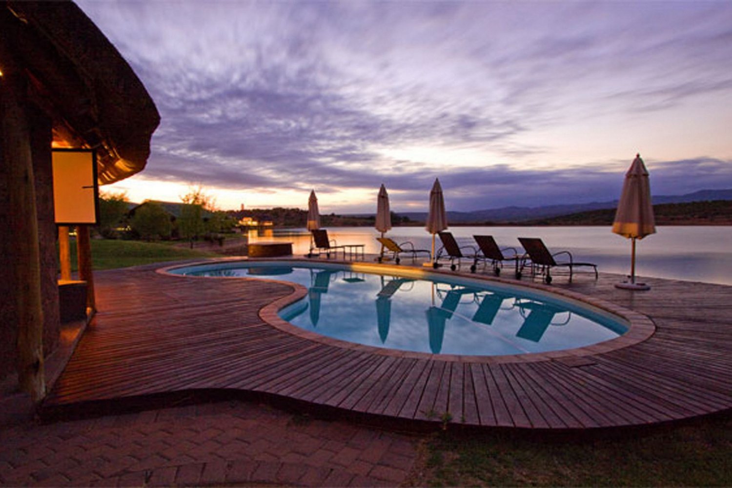 Cape Town to Garden Route: 2-Day Big Five Safari Adventure