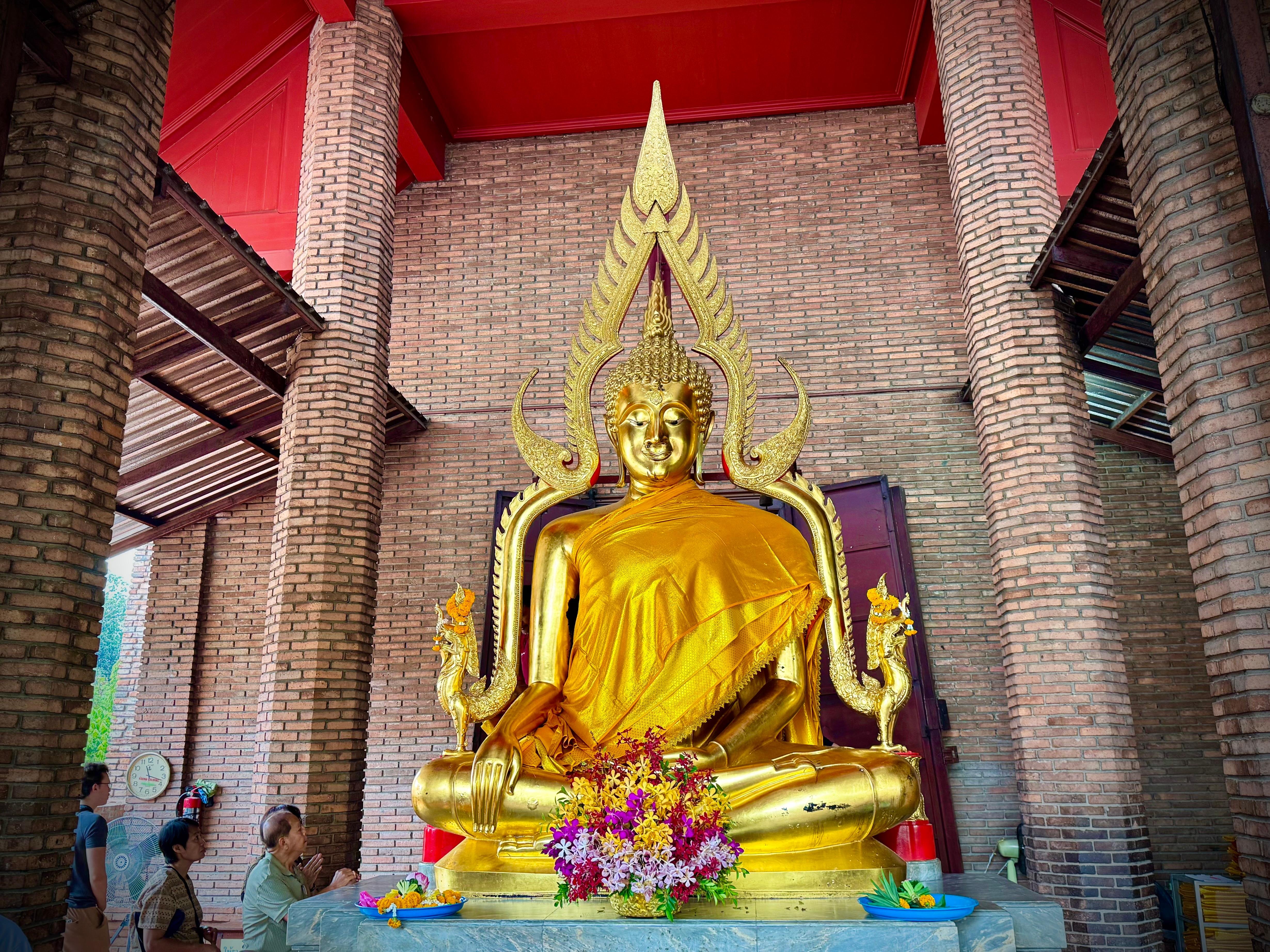 Bangkok to Ayutthaya Day Trip with Boat Ride & Temple Tickets