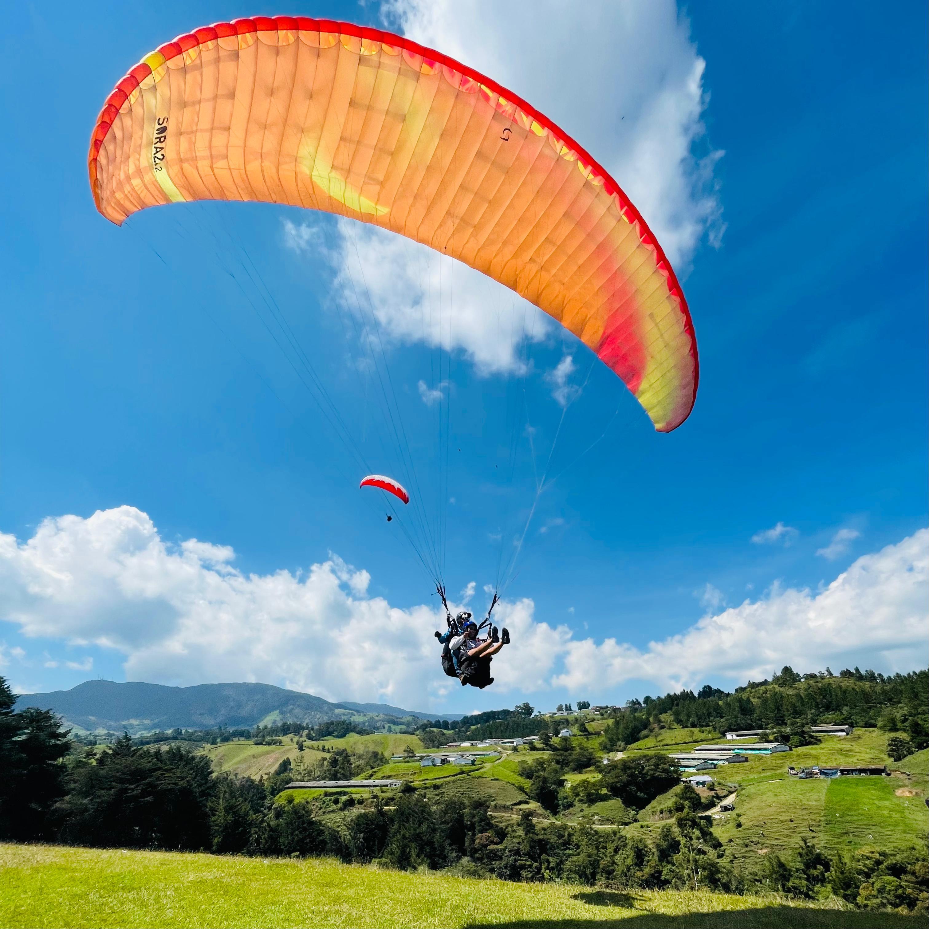 Medellín Paragliding Flight Over San Félix