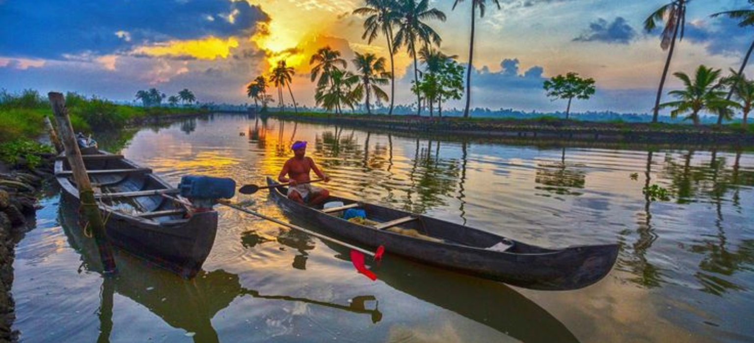 5-Day Kerala Escape: Munnar, Thekkady & Alleppey