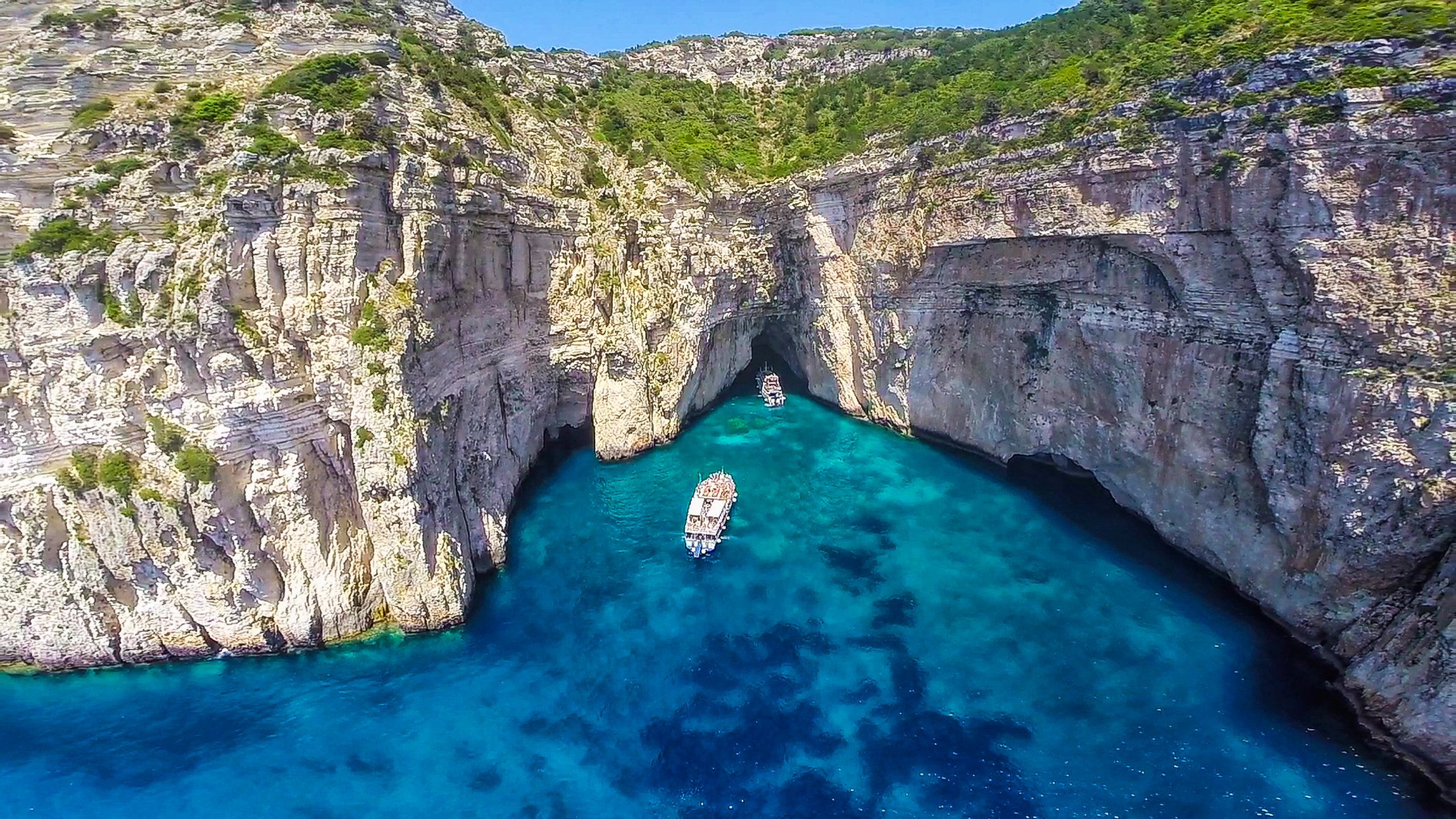 Corfu to Paxos, Antipaxos & Blue Caves Full-Day Cruise