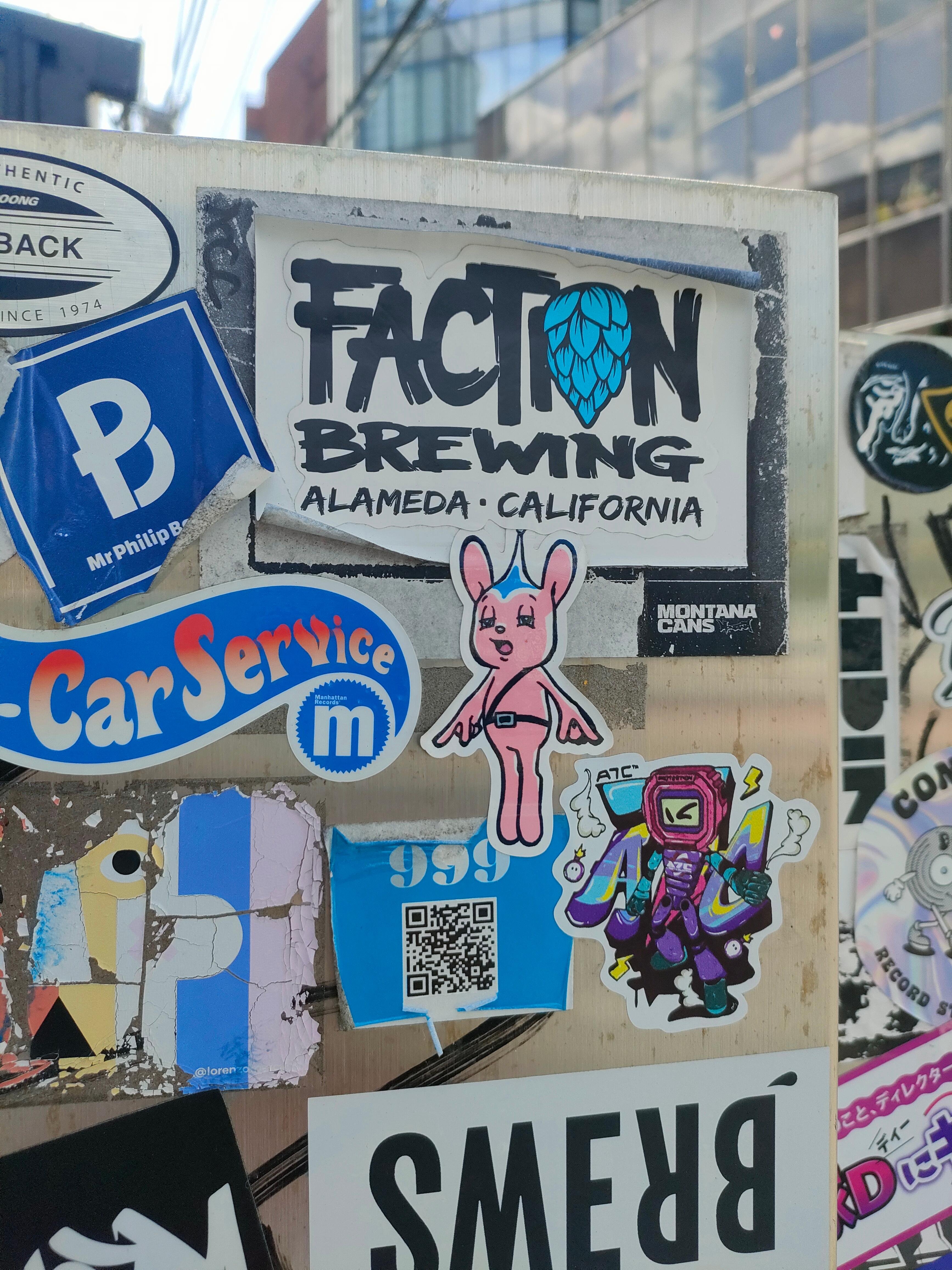 Tokyo Street Art Walk: Shibuya & Harajuku Graffiti Tour