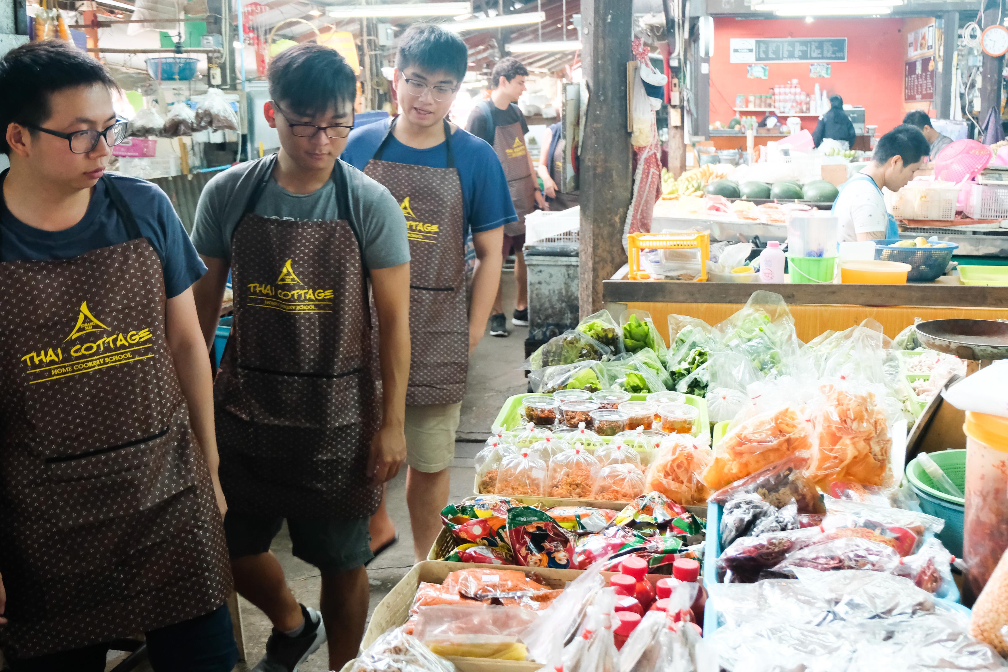Chiang Mai cooking class — market tour, herb garden and Thai dishes — image 3