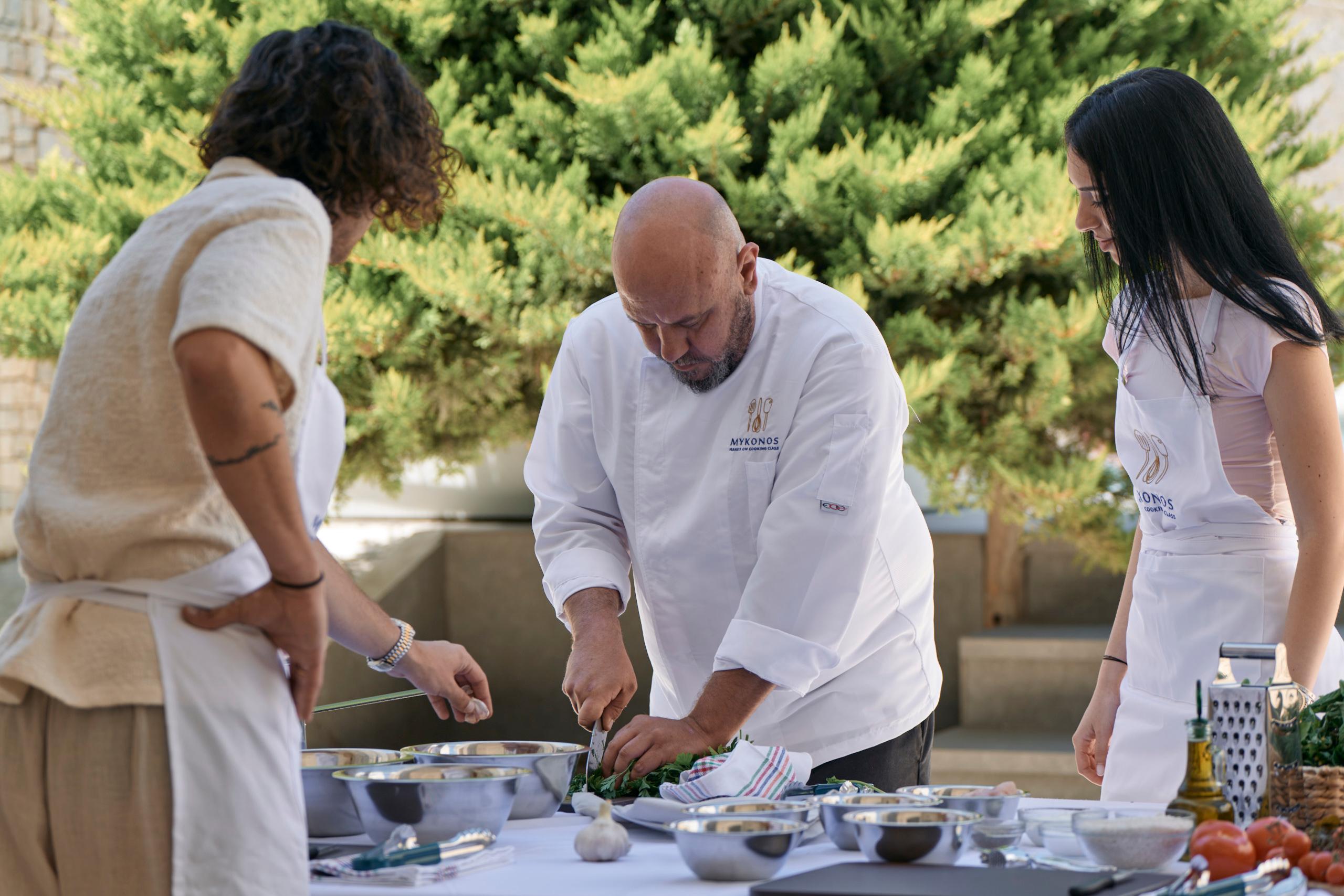 Mykonos: Authentic Greek Cooking Workshop