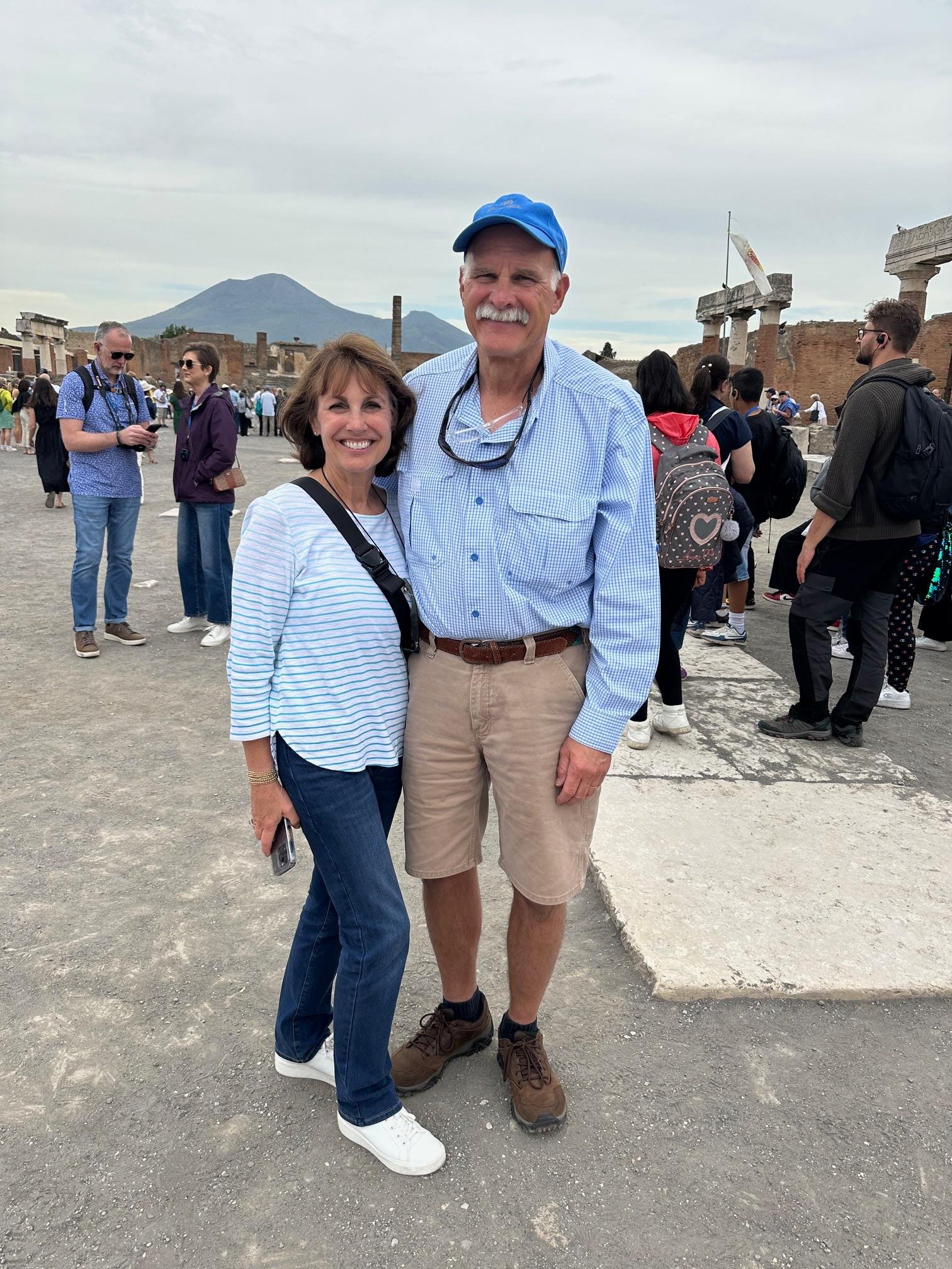 Naples to Sorrento Private Transfer with Pompeii Guided Tour