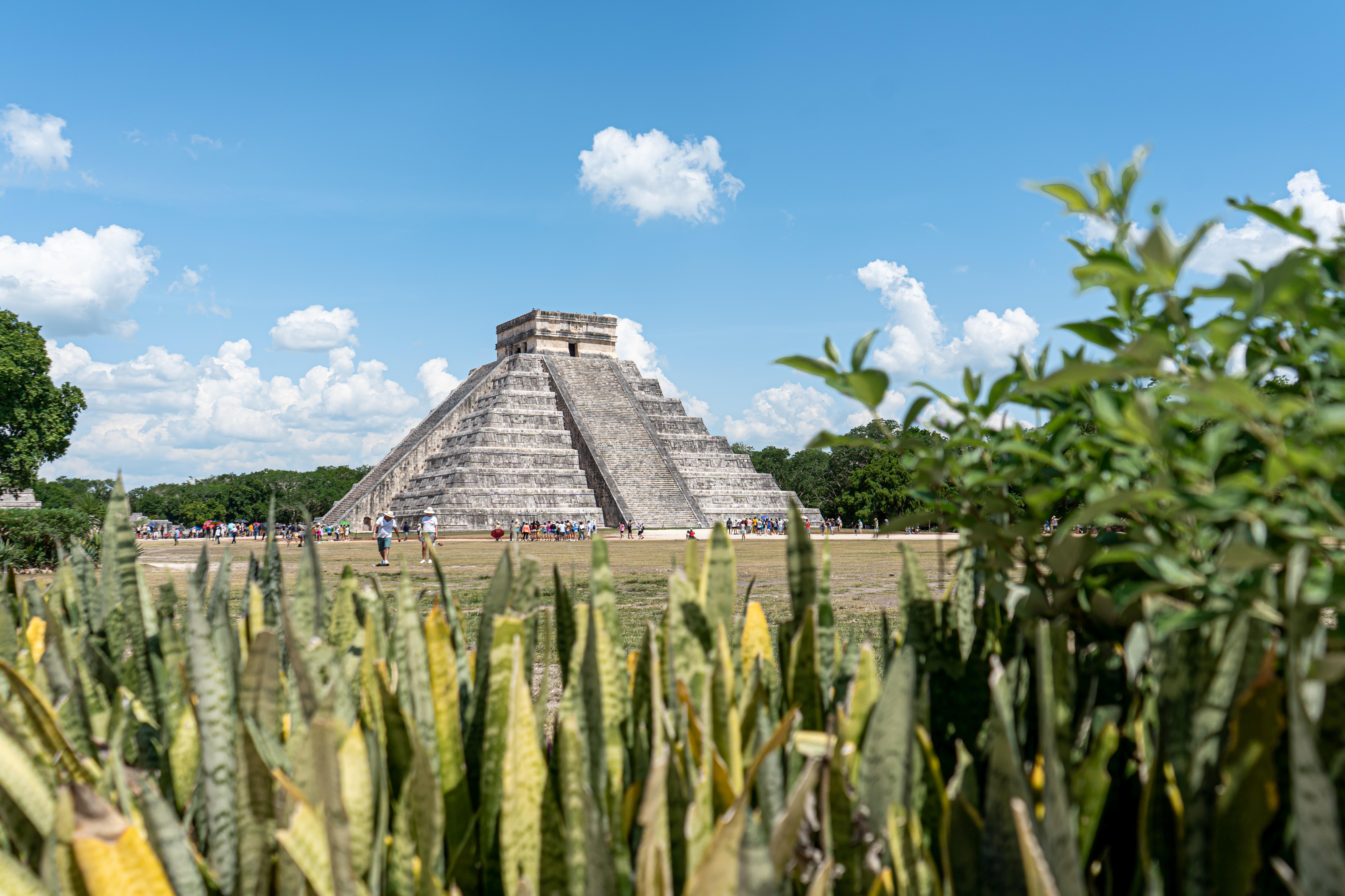 Chichen Itza, Cenote Chichikan & Valladolid Full-Day Tour