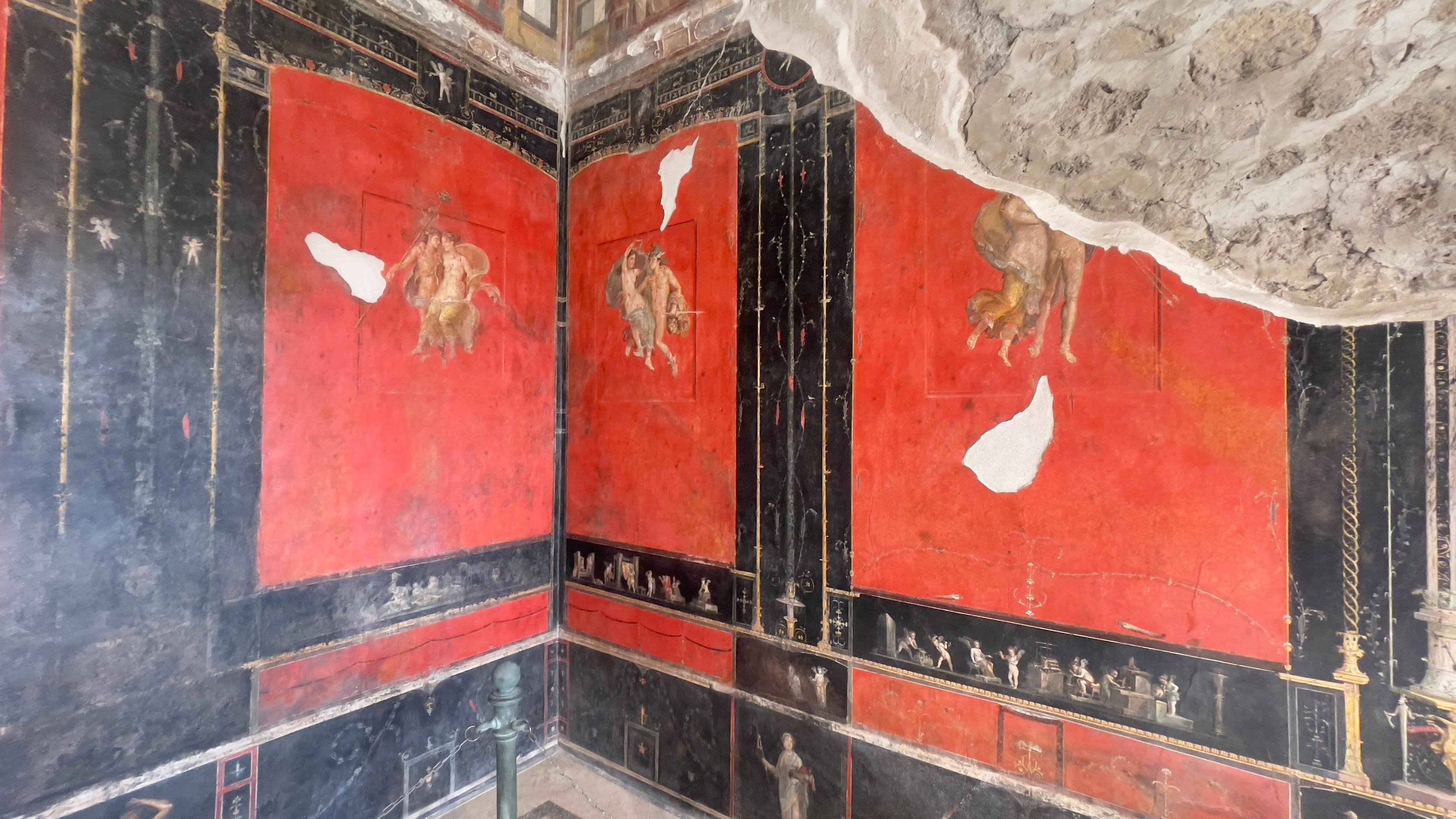 Pompeii Guided Tour from Positano with Skip-the-Line Entry