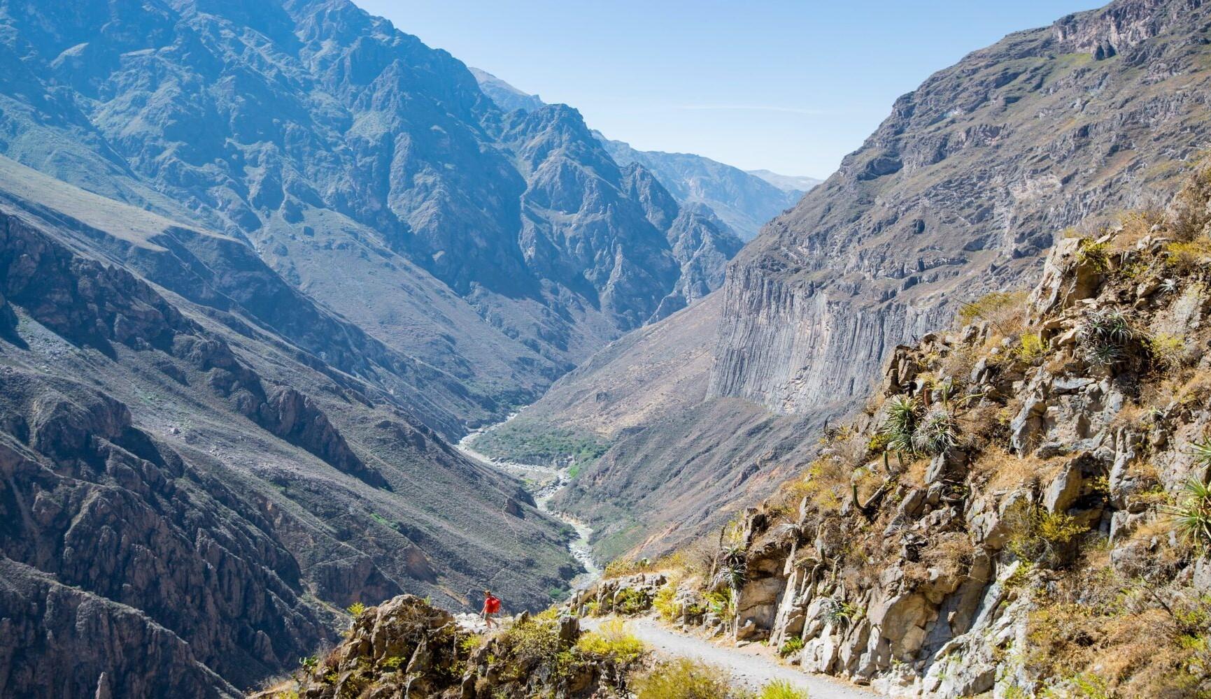 Two-Day Colca Canyon Trek: Arequipa to Puno