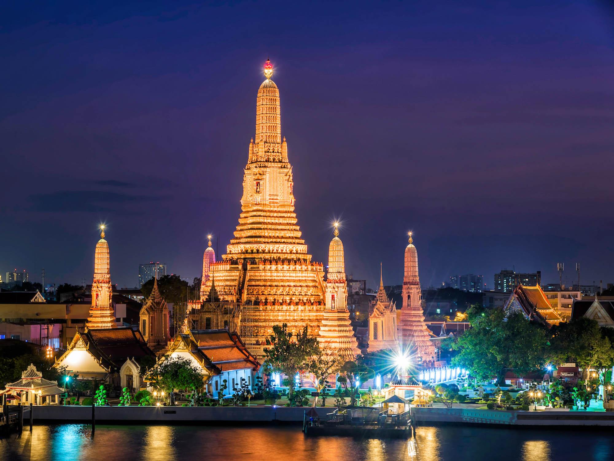 Bangkok Evening Temple Tour with Tuk-Tuk